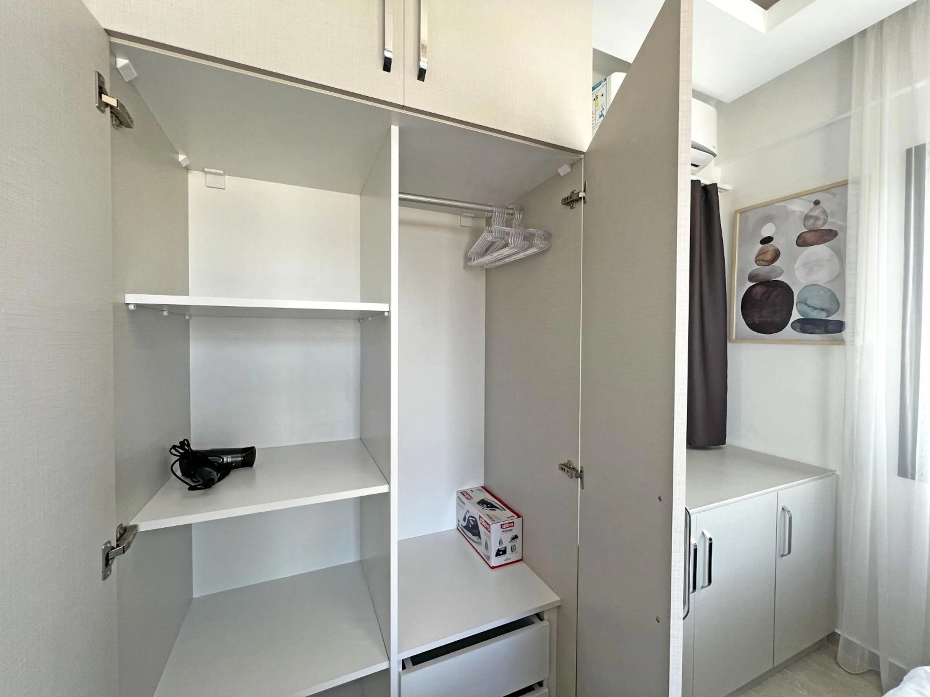 Kitchen or kitchenette in Skyline Paradise Villas