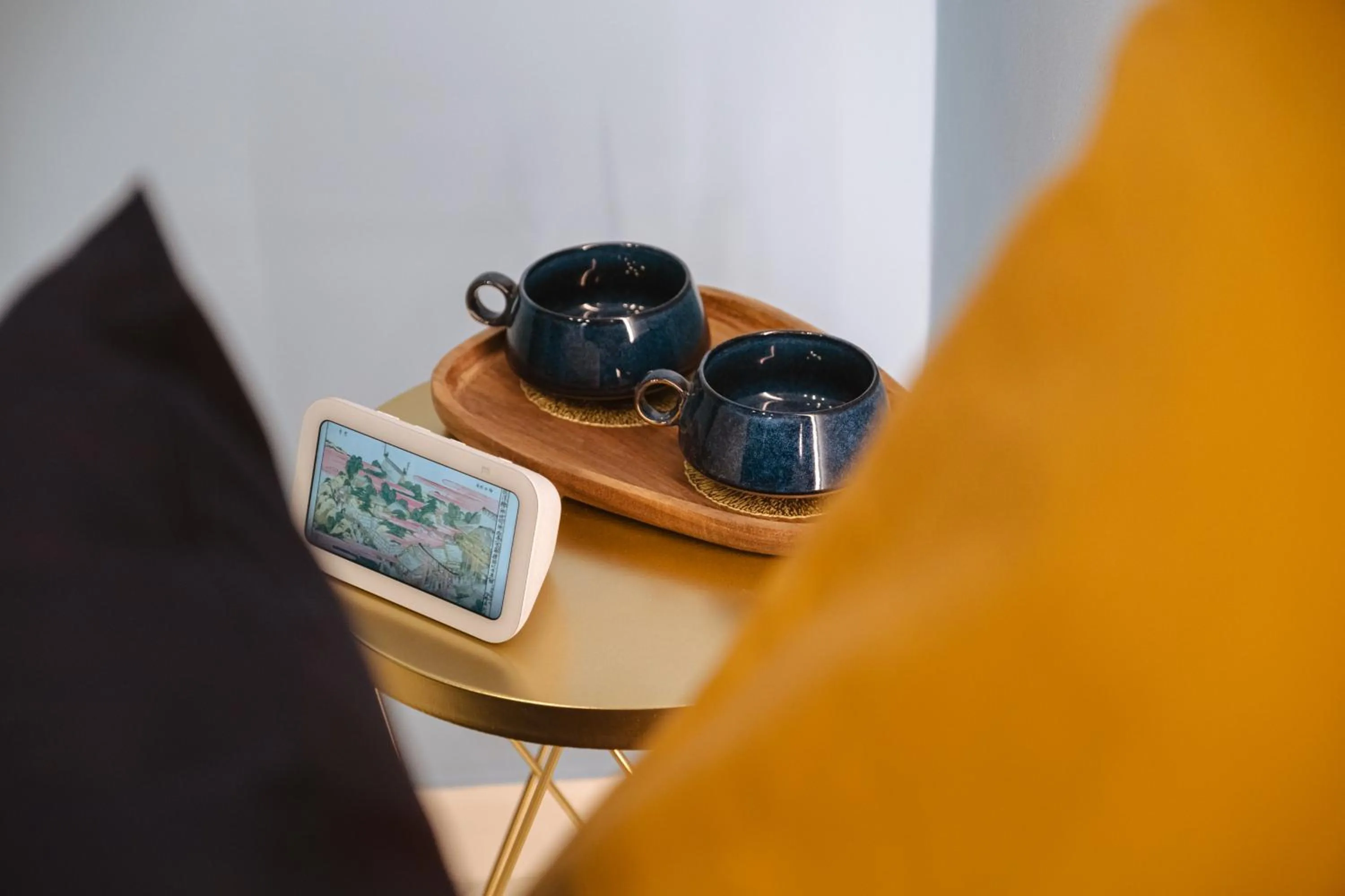 TV and multimedia in ALBERGO DIFFUSO Dimora Rossi Charme B&B