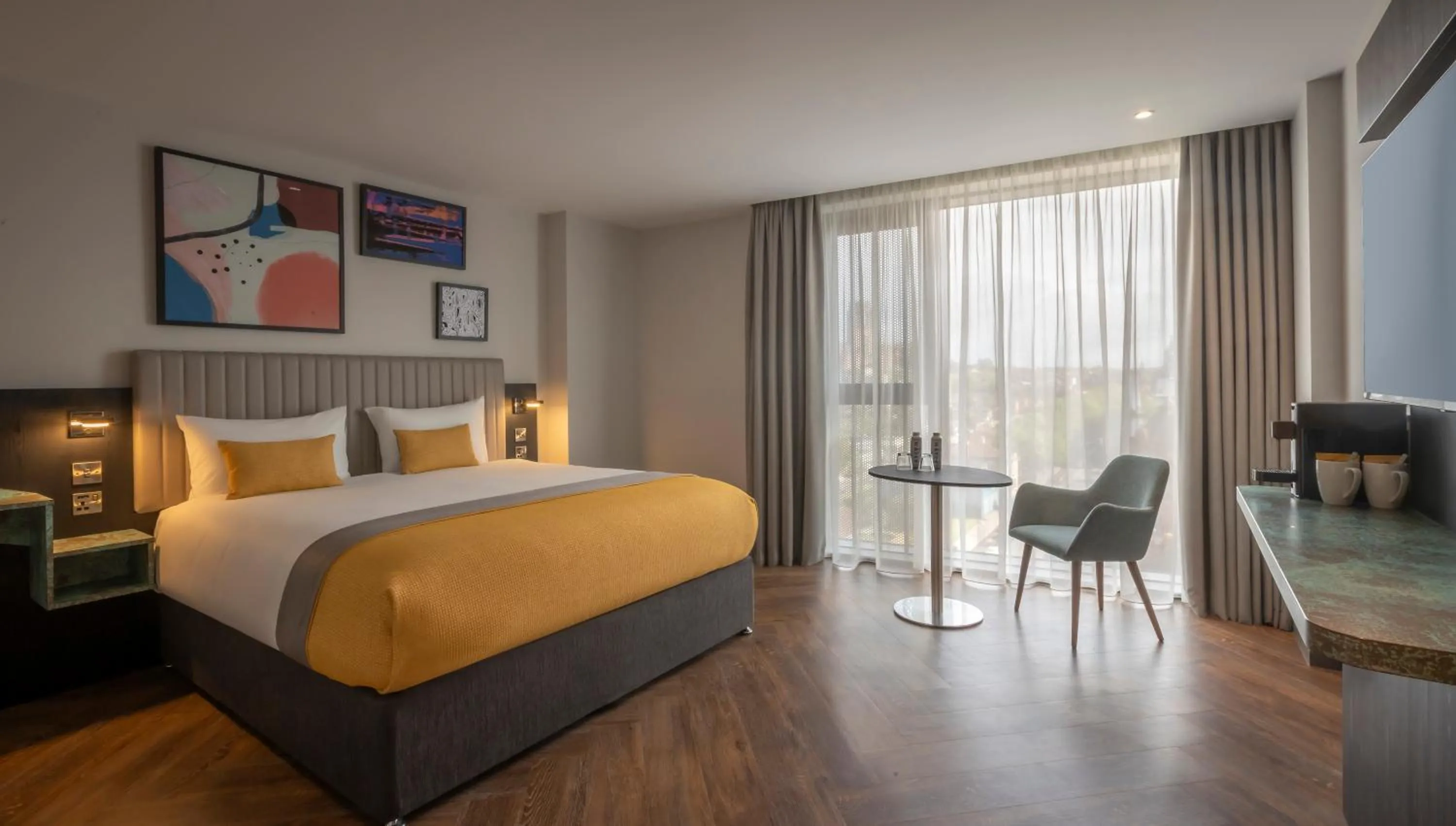 Bed in Maldron Hotel Liverpool City Centre