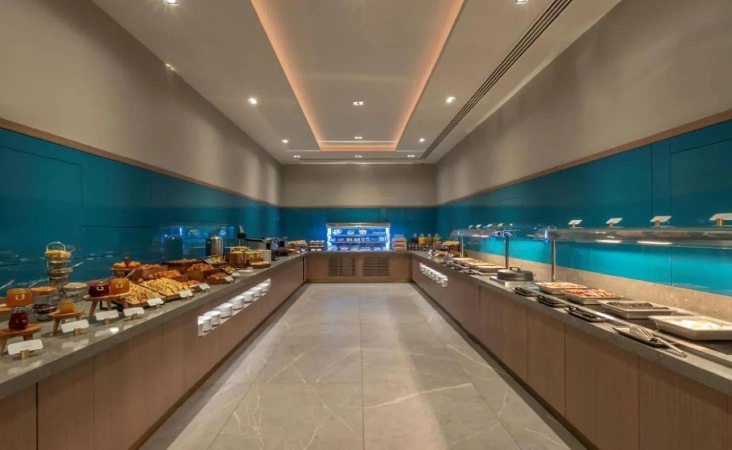 Buffet breakfast in Maldron Hotel Liverpool City Centre