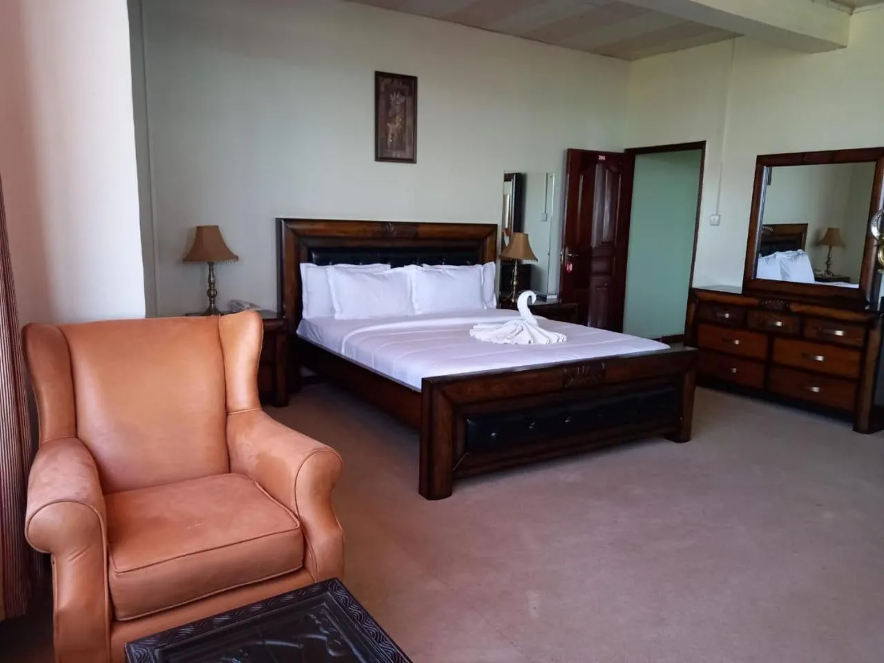 Newstead hotel naivasha