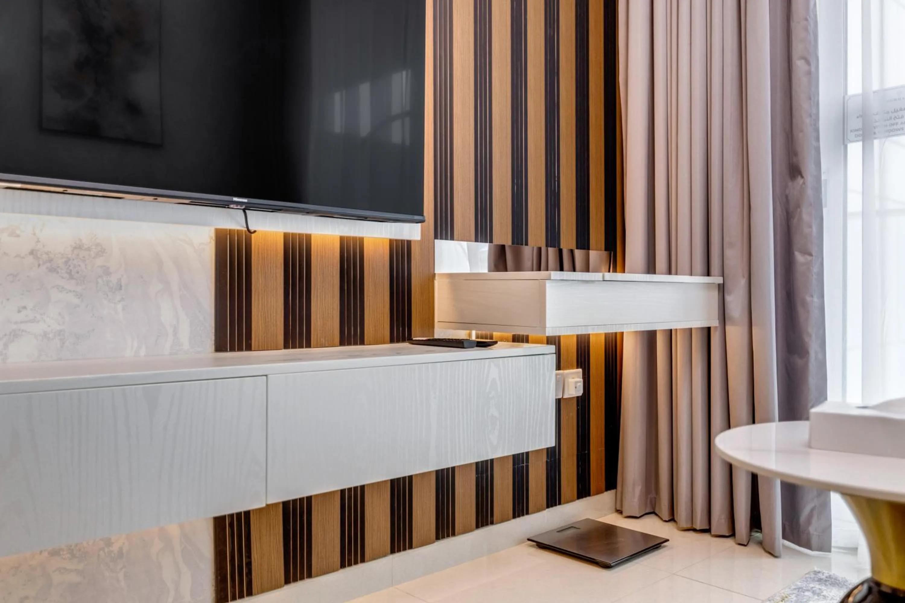 TV and multimedia, Bed in GLOBALSTAY. Luxury Apartments Near The Dubai Canal