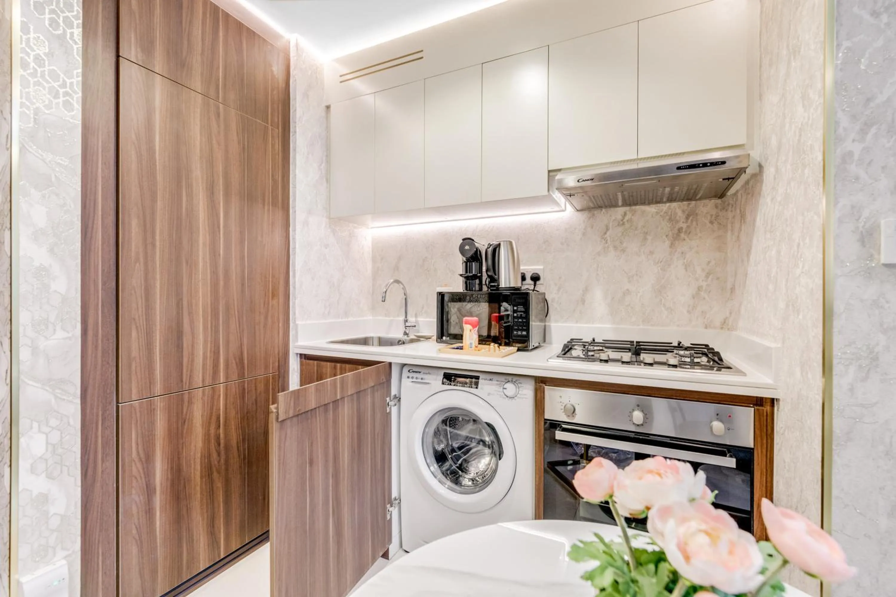 laundry in GLOBALSTAY. Luxury Apartments Near The Dubai Canal