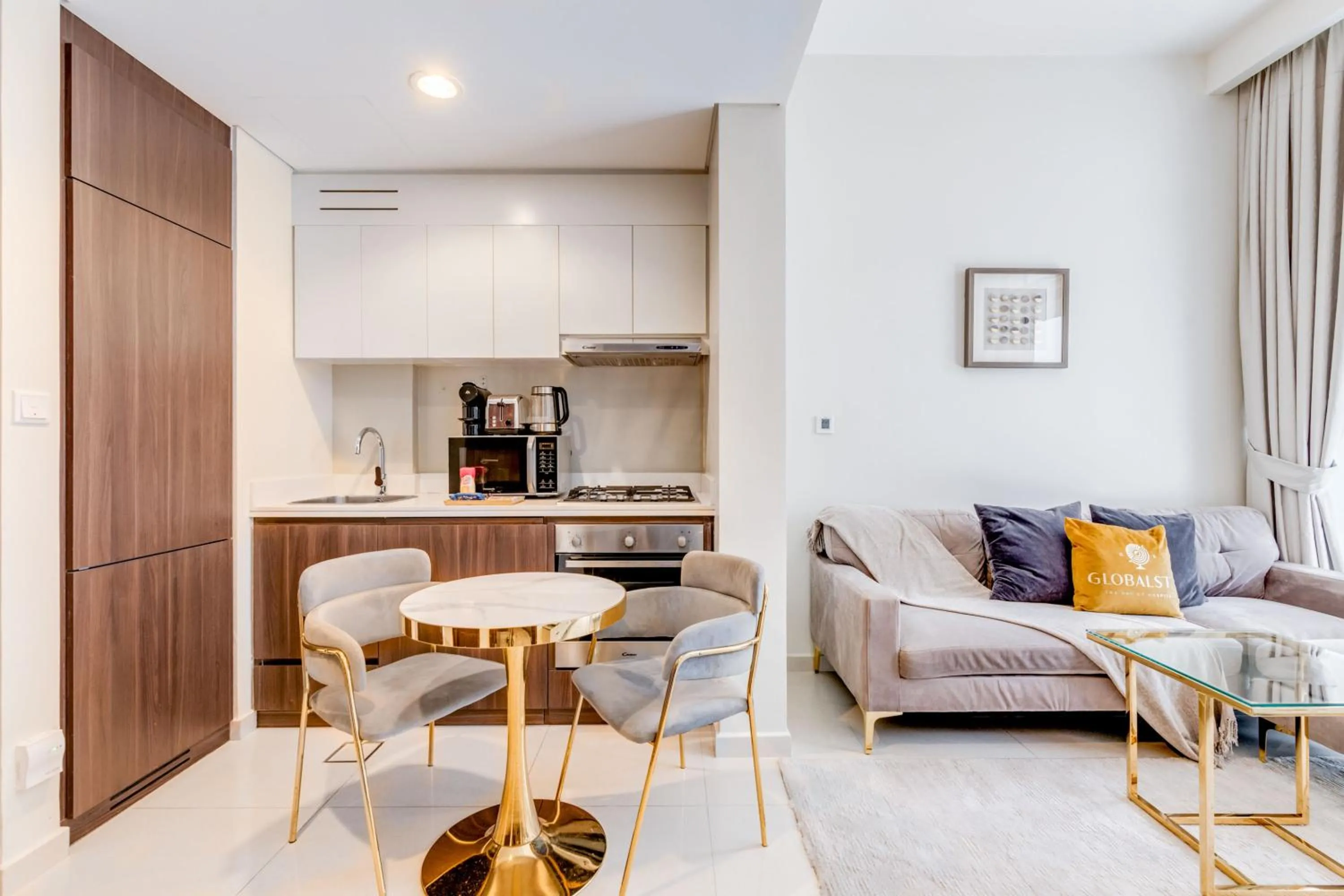 Kitchen or kitchenette in GLOBALSTAY. Luxury Apartments Near The Dubai Canal