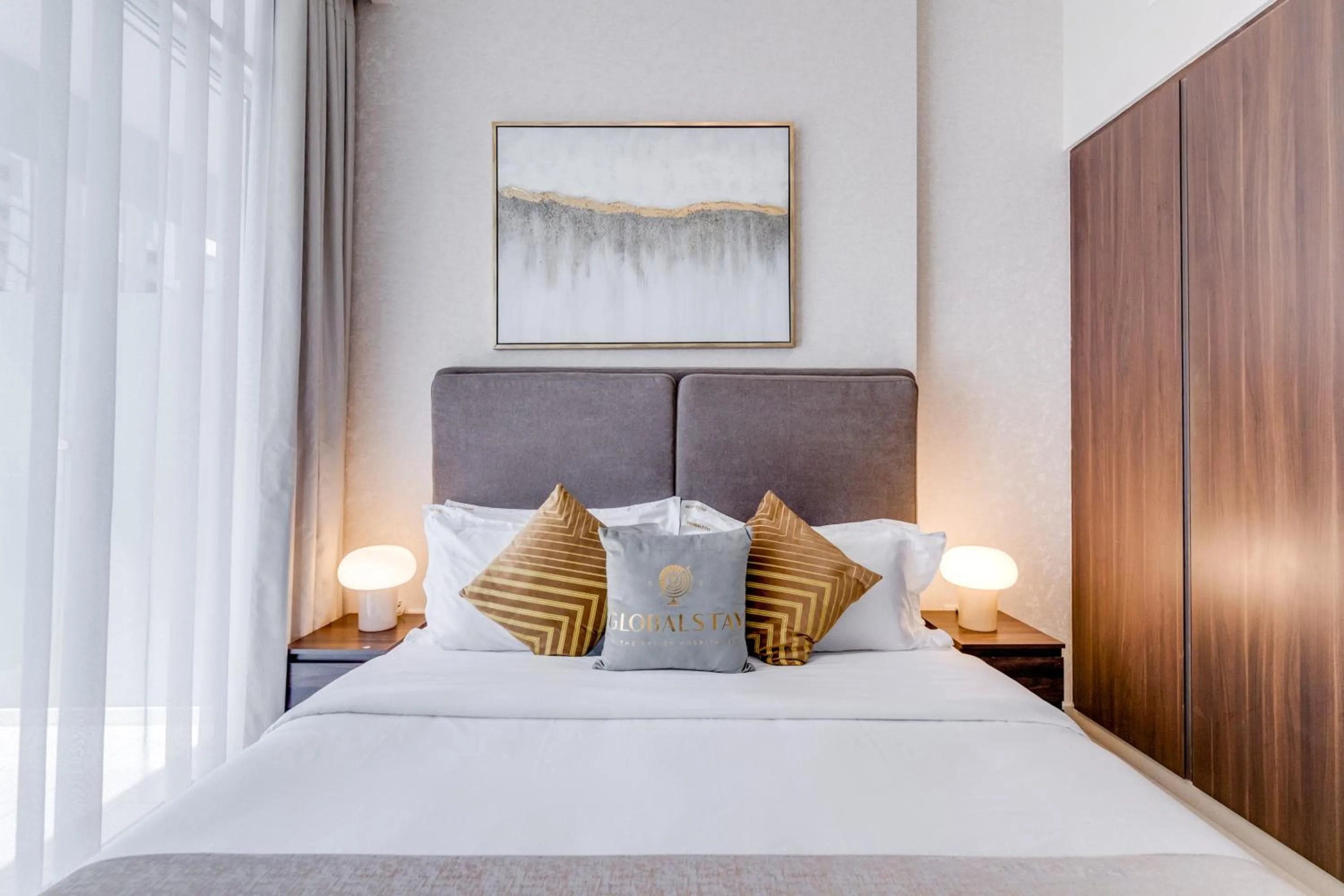 Bed in GLOBALSTAY. Luxury Apartments Near The Dubai Canal