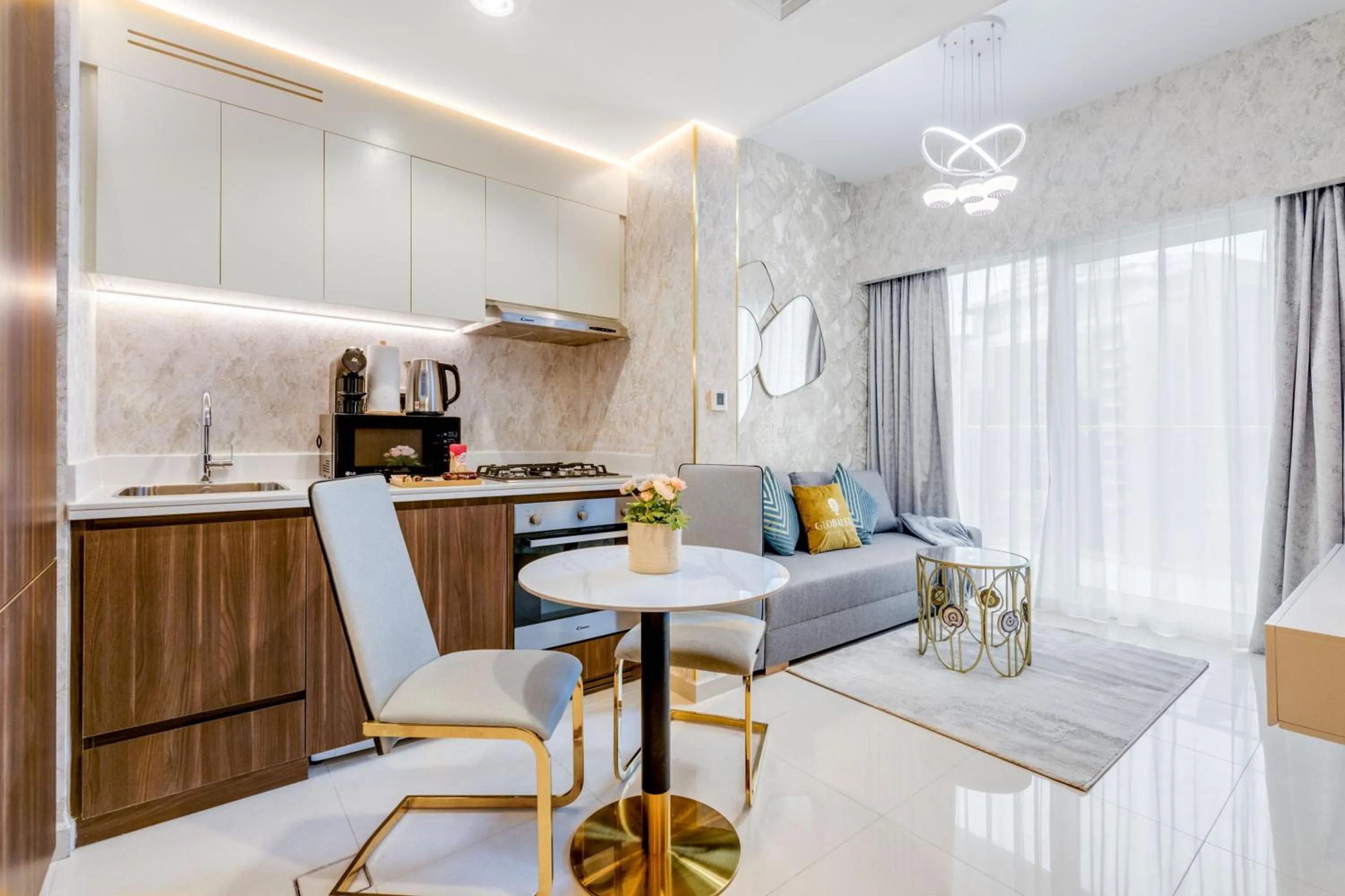 Kitchen or kitchenette in GLOBALSTAY. Luxury Apartments Near The Dubai Canal