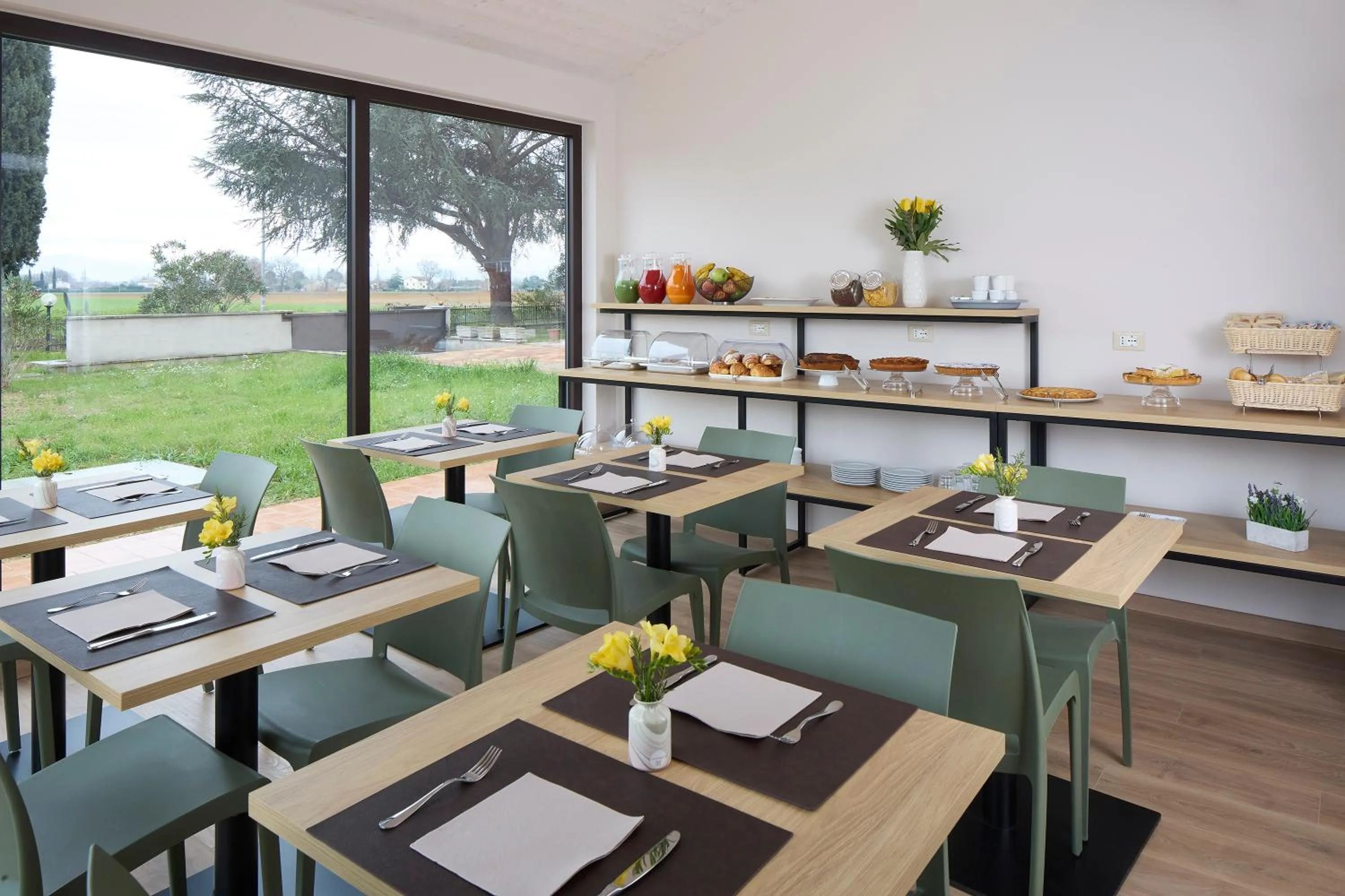 Buffet breakfast in Luci di Assisi B&B Wellness