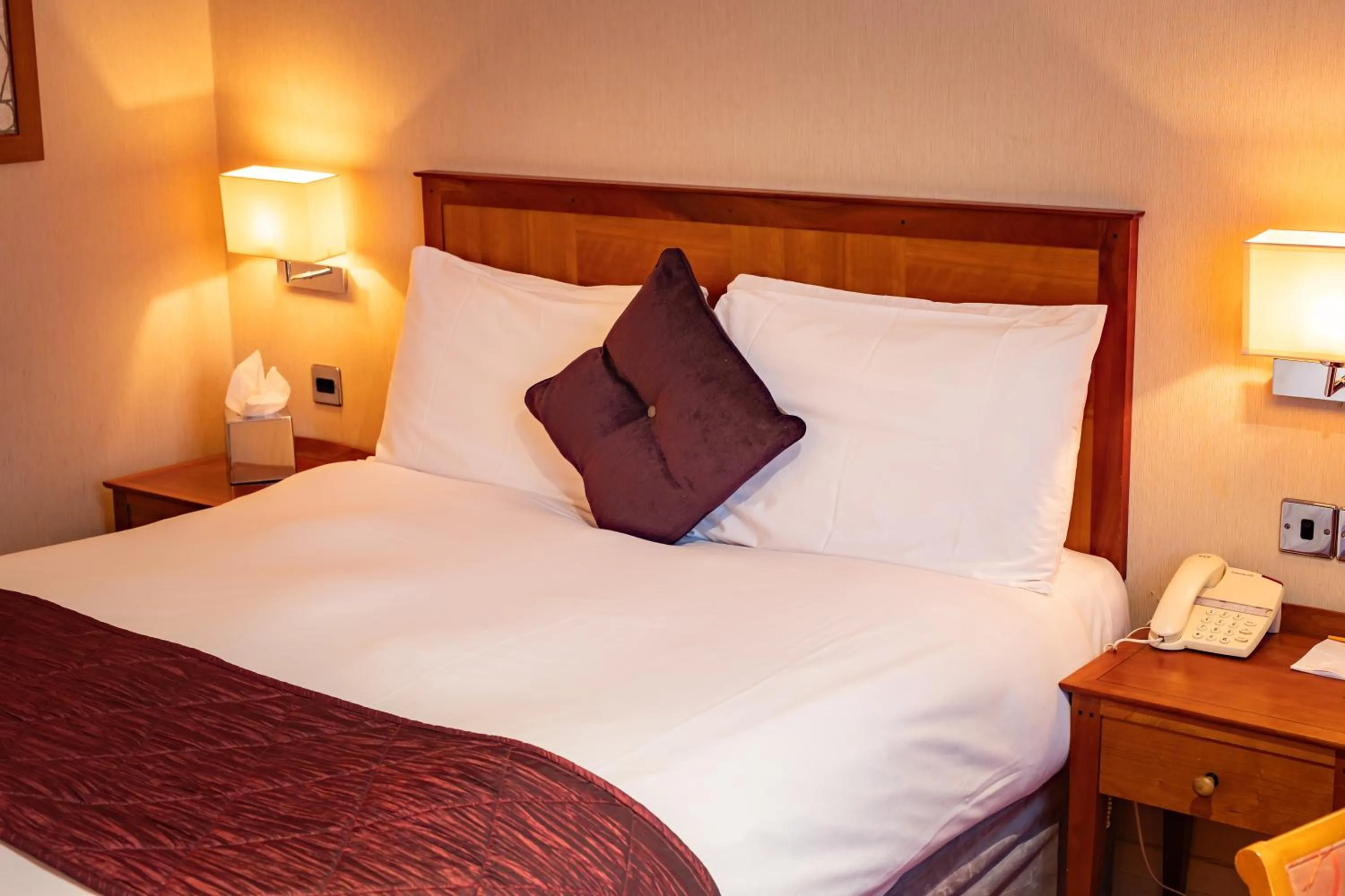 Bed in The Red Lion Hotel