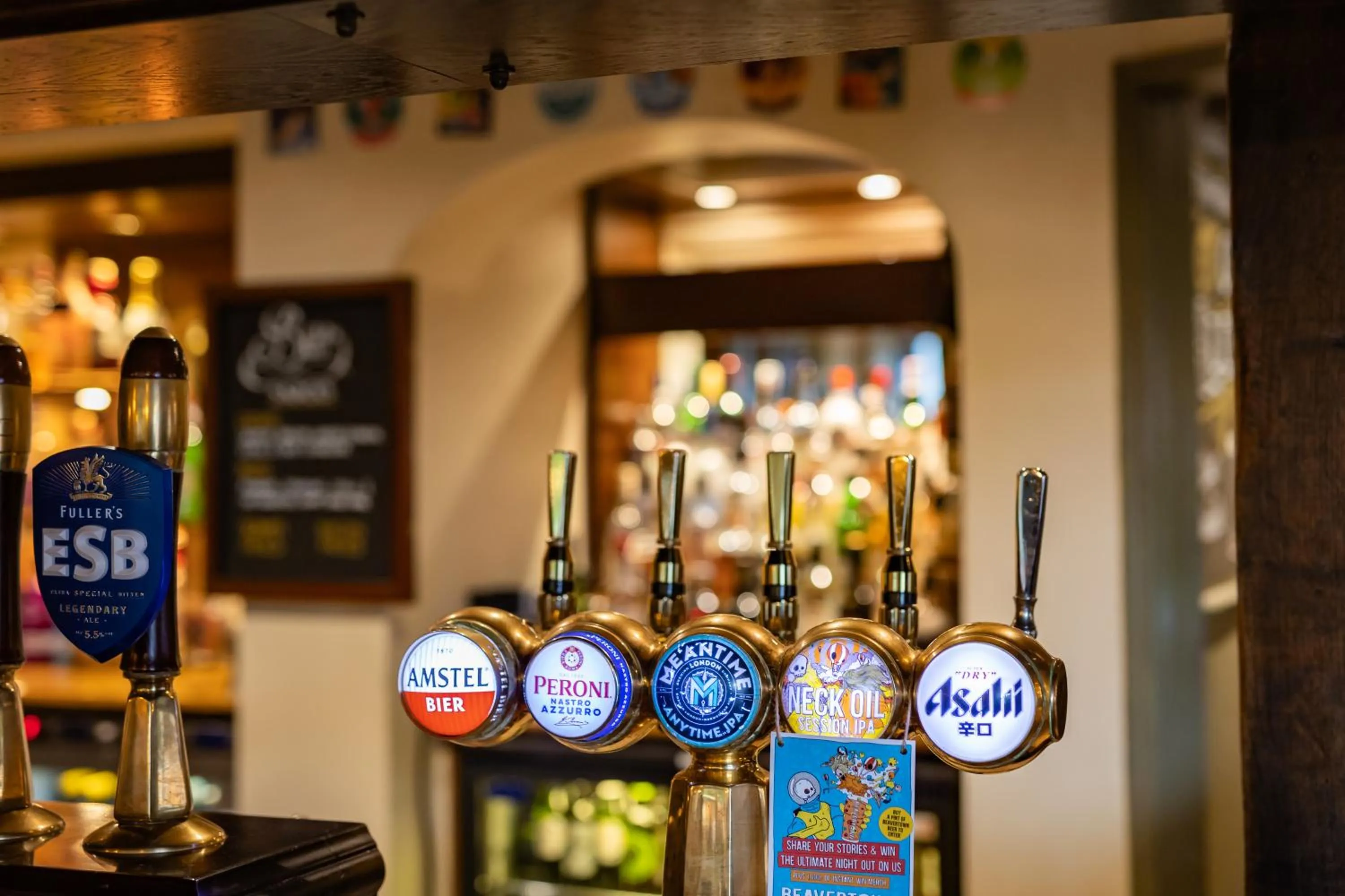 Lounge or bar in The Red Lion Hotel