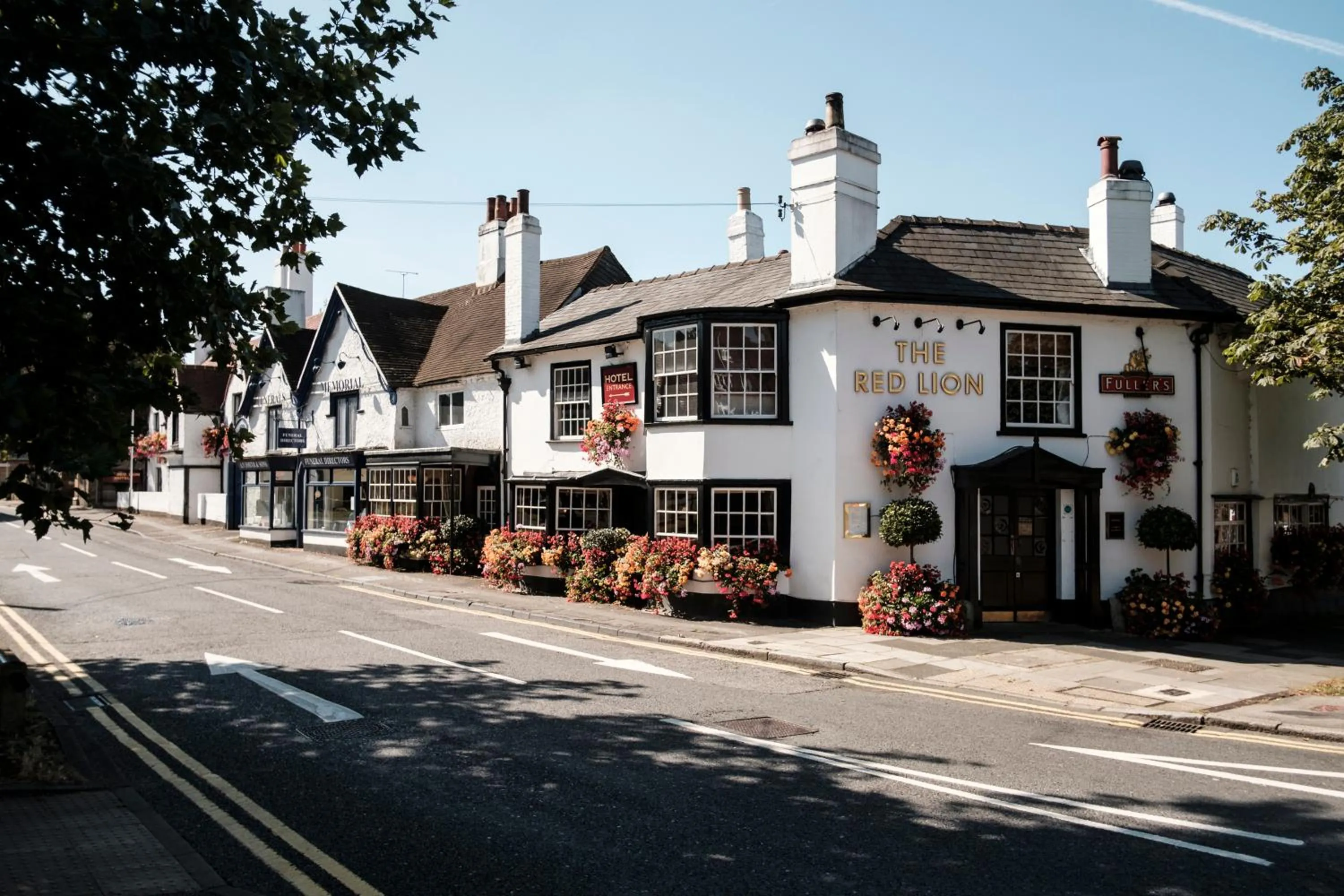 Facade/entrance in The Red Lion Hotel