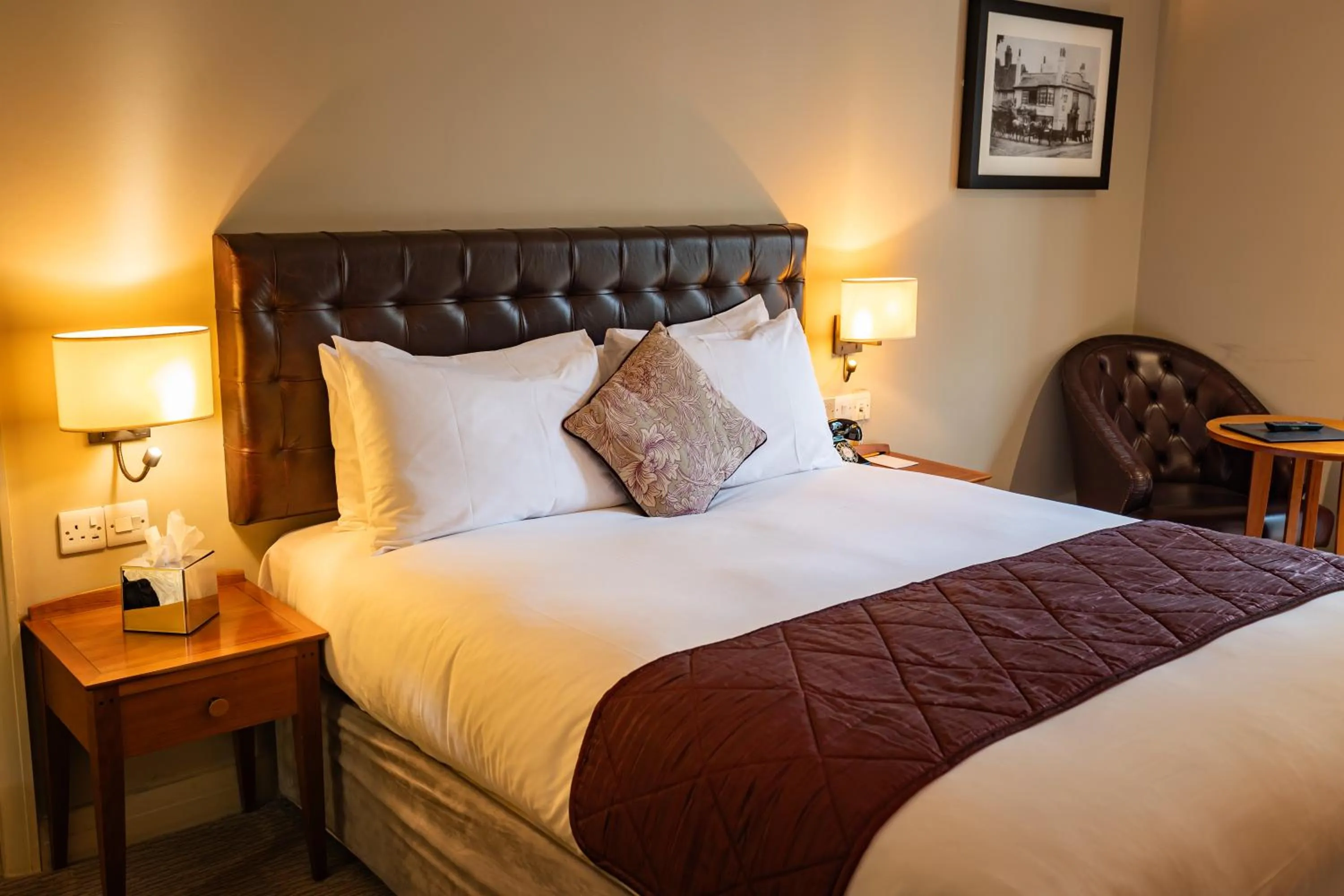 Bed in The Red Lion Hotel