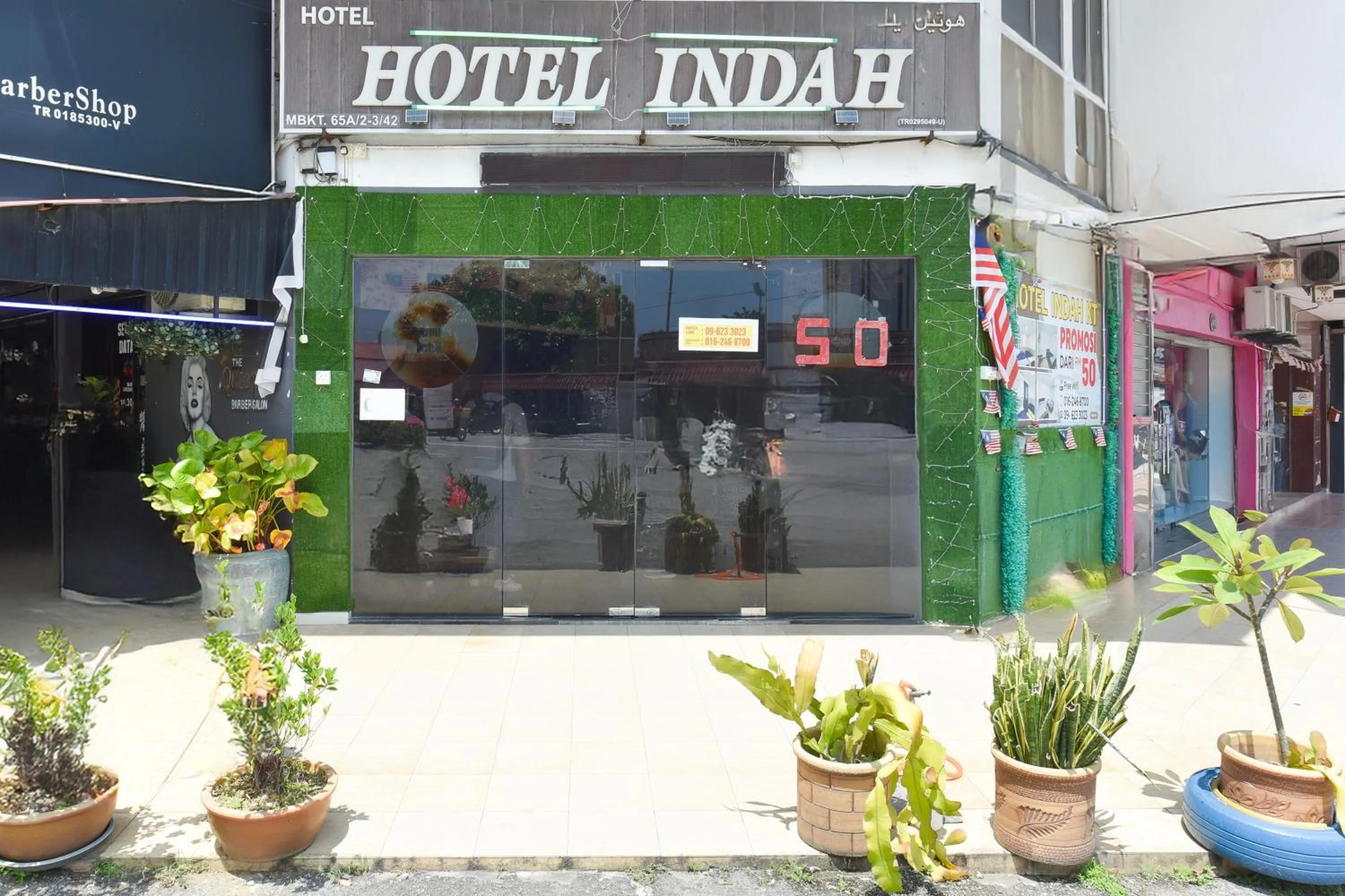 Facade/entrance in Hotel O Indah