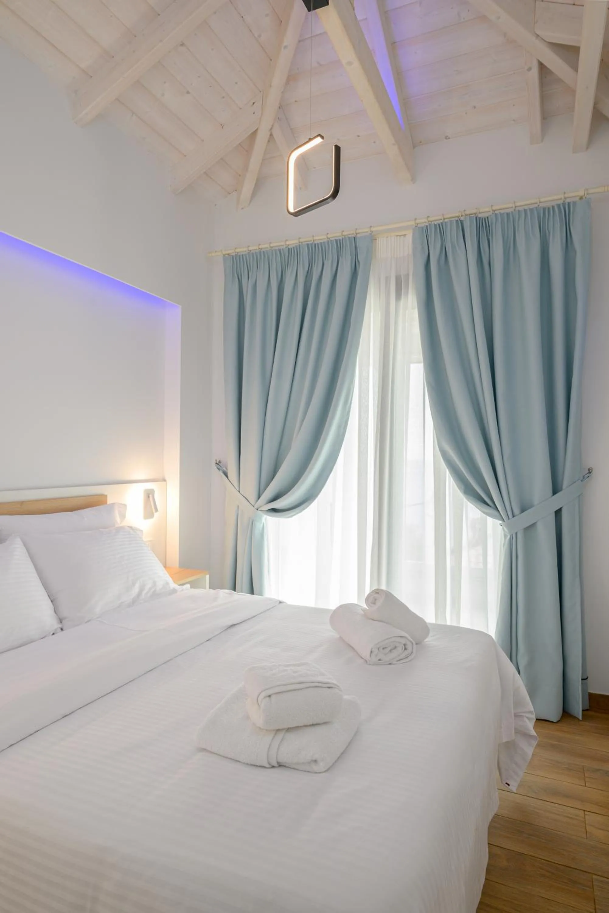 Vrachos Luxury Maisonettes