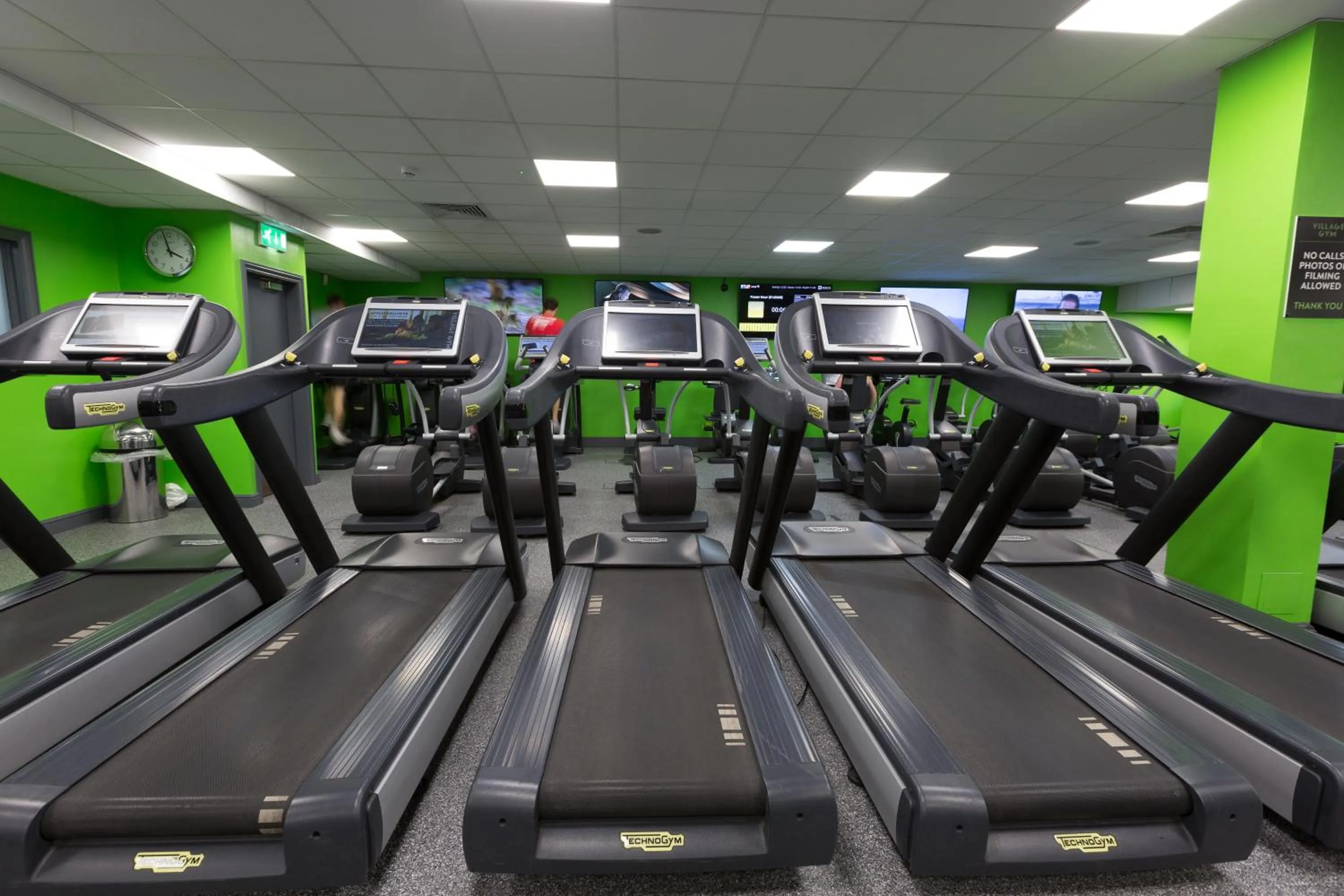 Fitness centre/facilities in Village Hotel Warrington