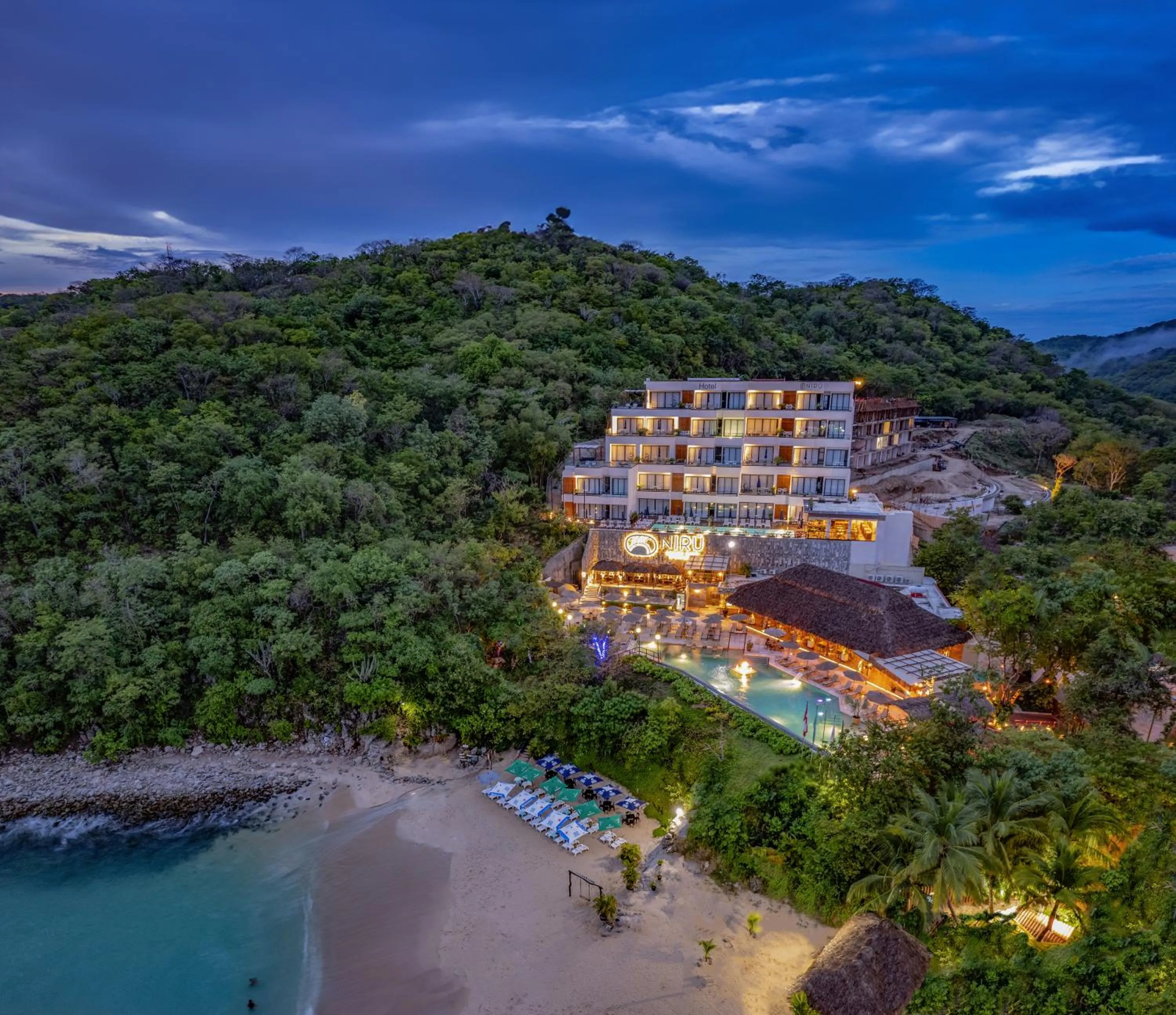 Sea view in Nirú Ocean Suites by Binniguenda