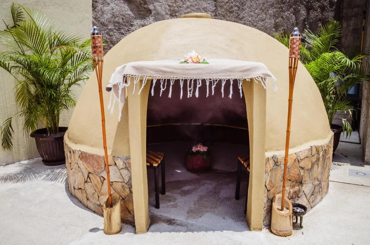 Sauna in Nirú Ocean Suites by Binniguenda