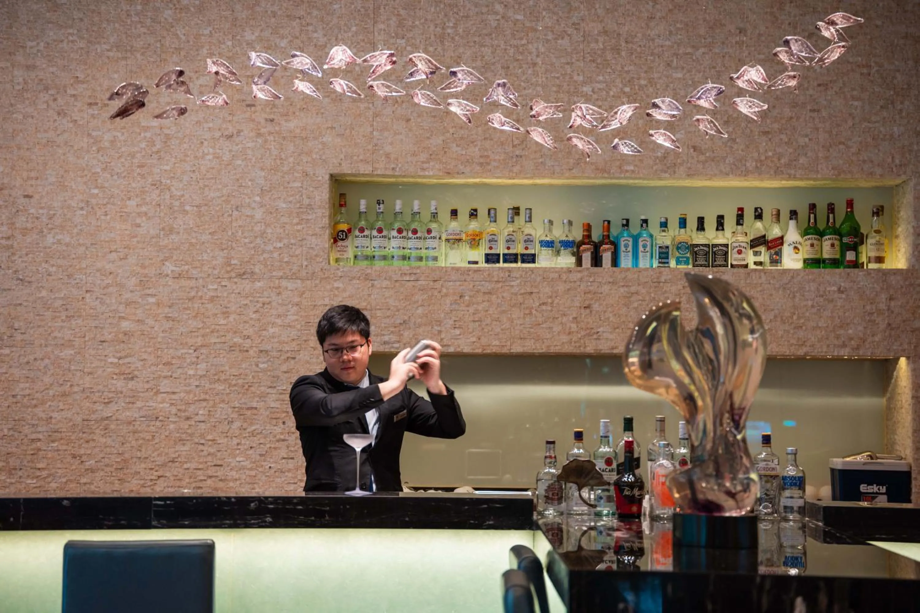 Lounge or bar in DoubleTree by Hilton Guangzhou Science City-Free Shuttle Bus Service During Canton Fair Period