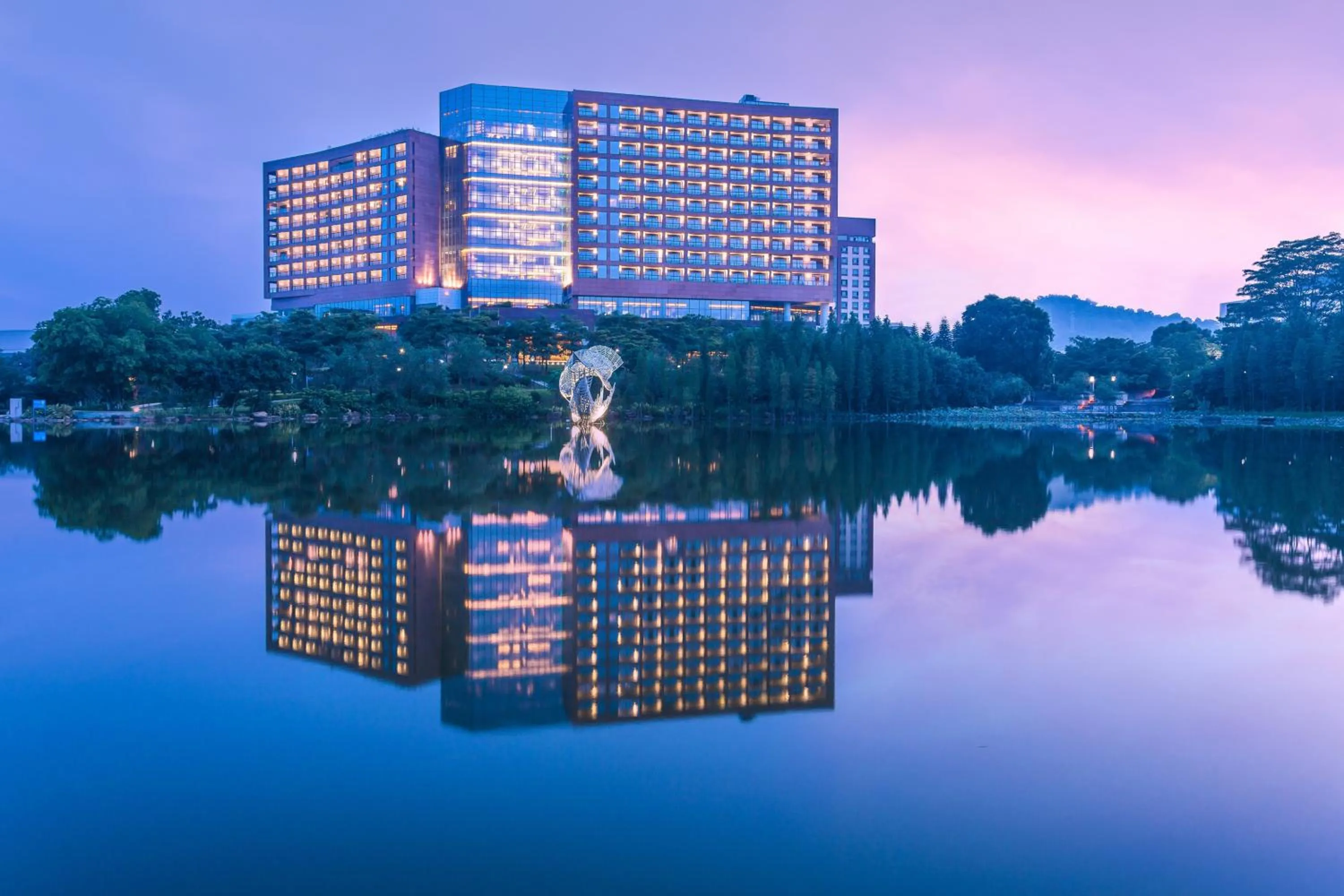 Property building in DoubleTree by Hilton Guangzhou Science City-Free Shuttle Bus Service During Canton Fair Period