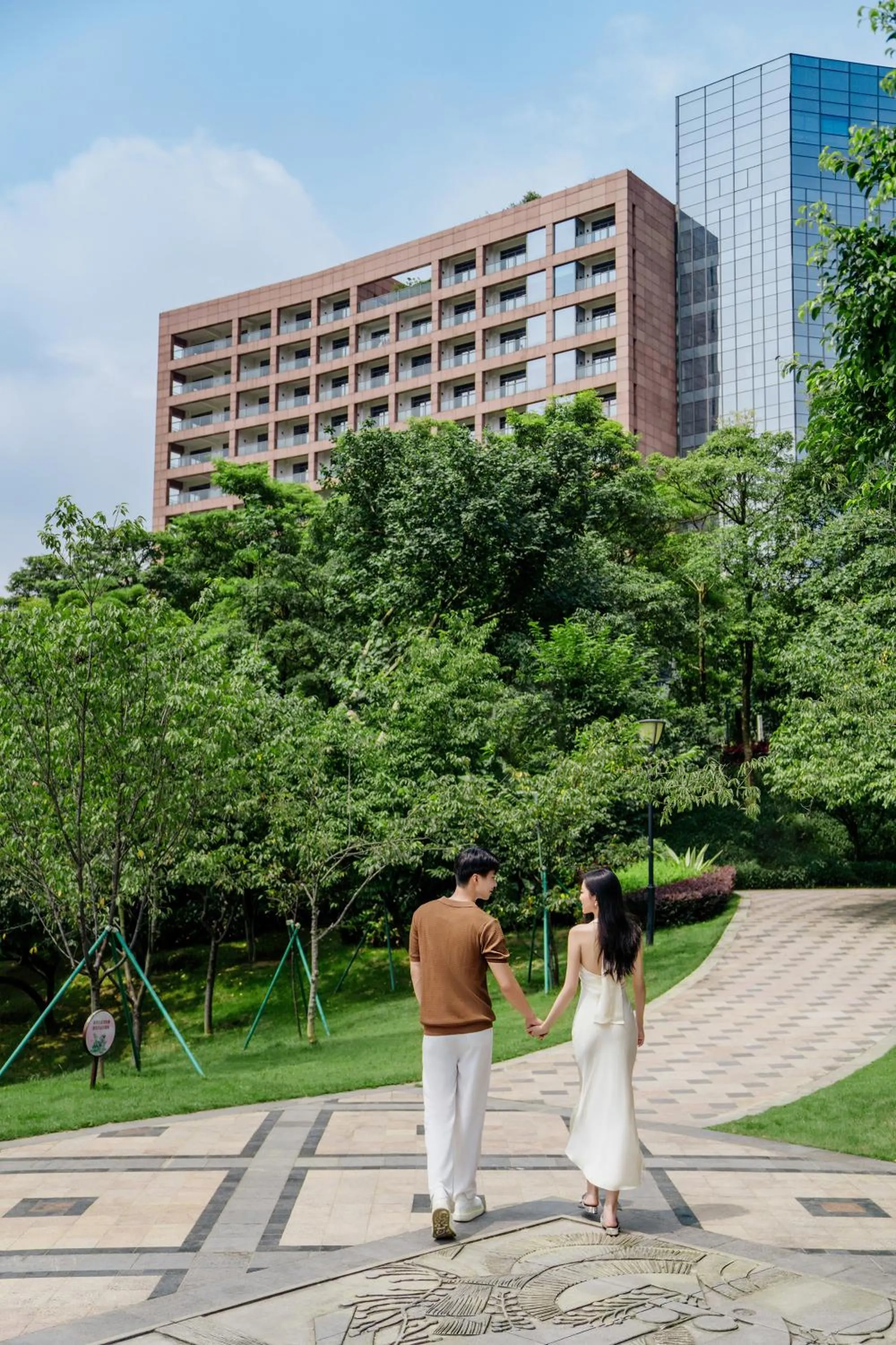 Text overlay in DoubleTree by Hilton Guangzhou Science City-Free Shuttle Bus Service During Canton Fair Period