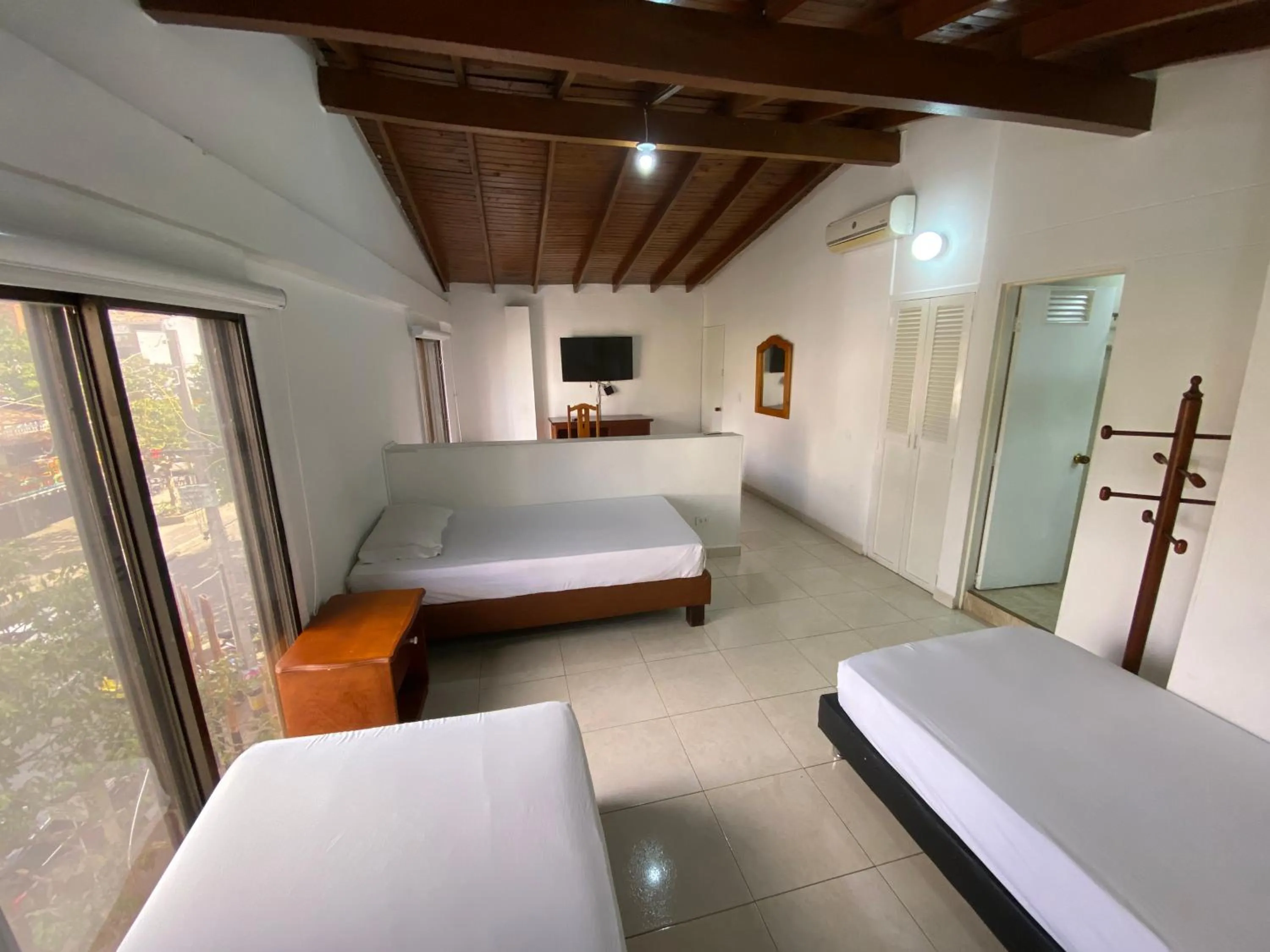 Bedroom, Bed in Hotel Laureles 70