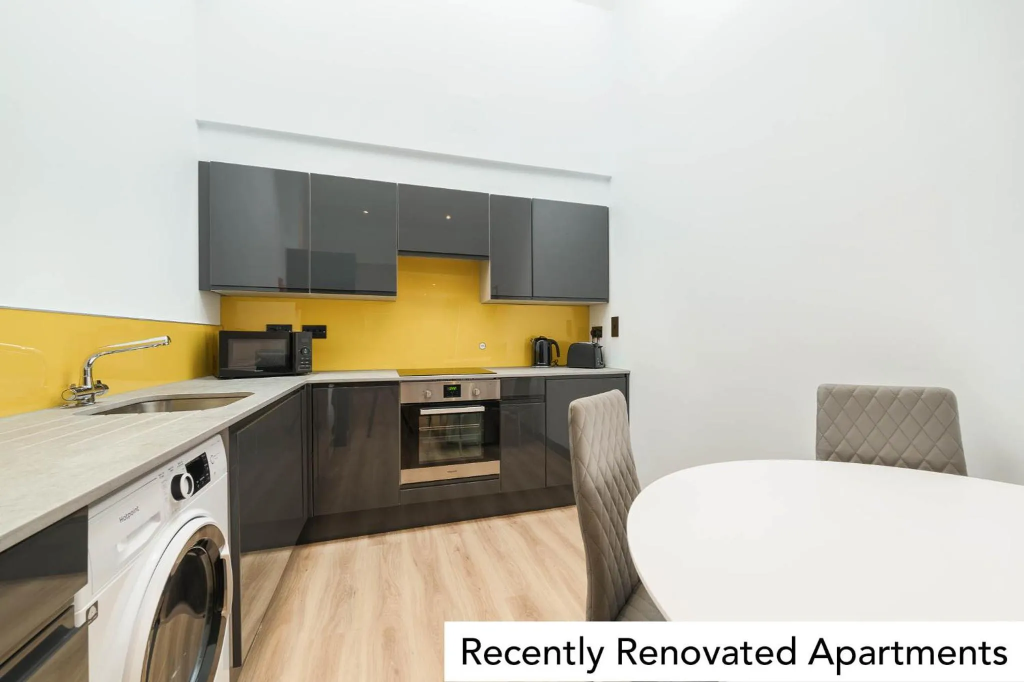 Kitchen or kitchenette in Holyrood Aparthotel