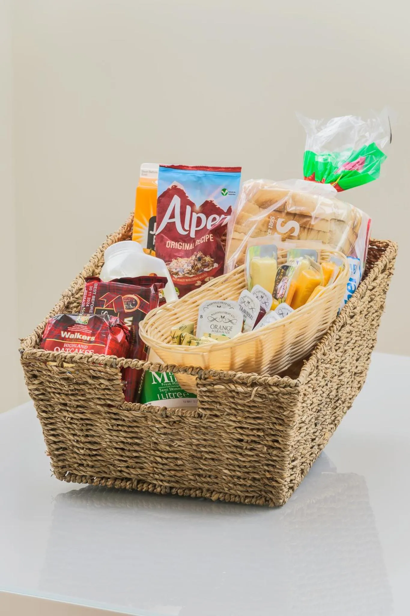 Breakfast in Holyrood Aparthotel