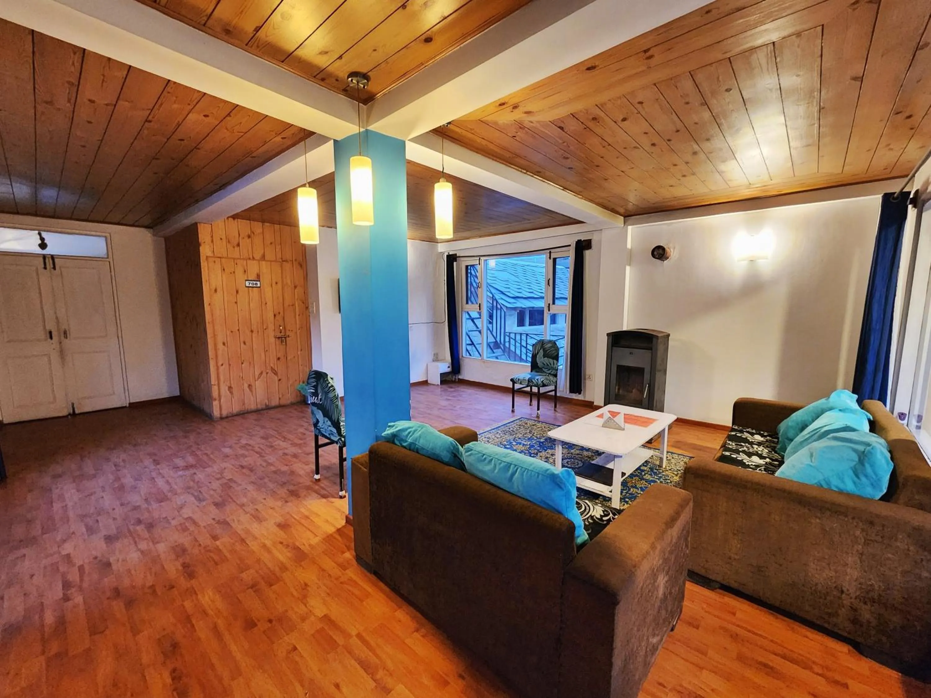 Page 3 - A Riverside Hotel and Bar