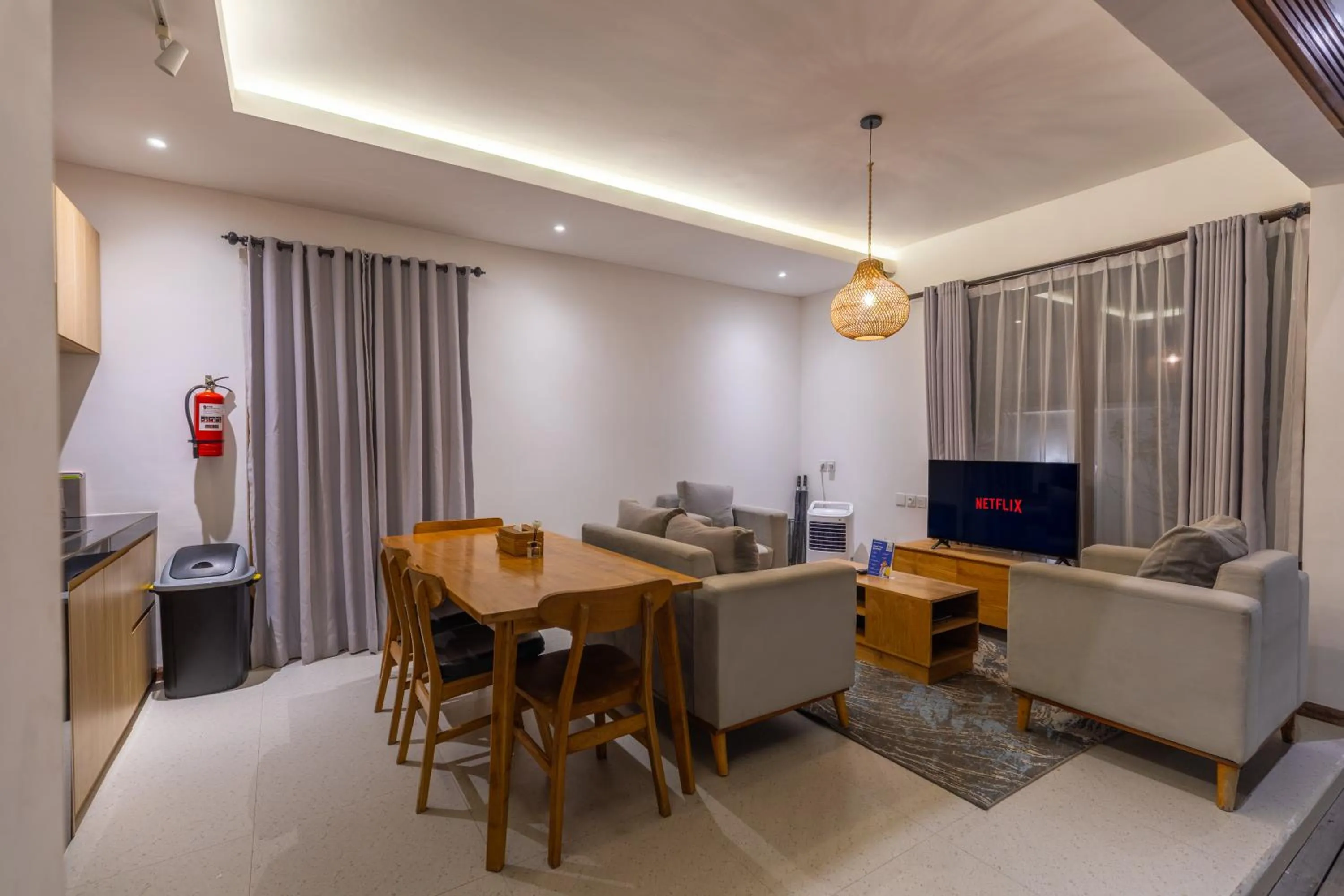 Dining area in Bernard Villa by Betterplace