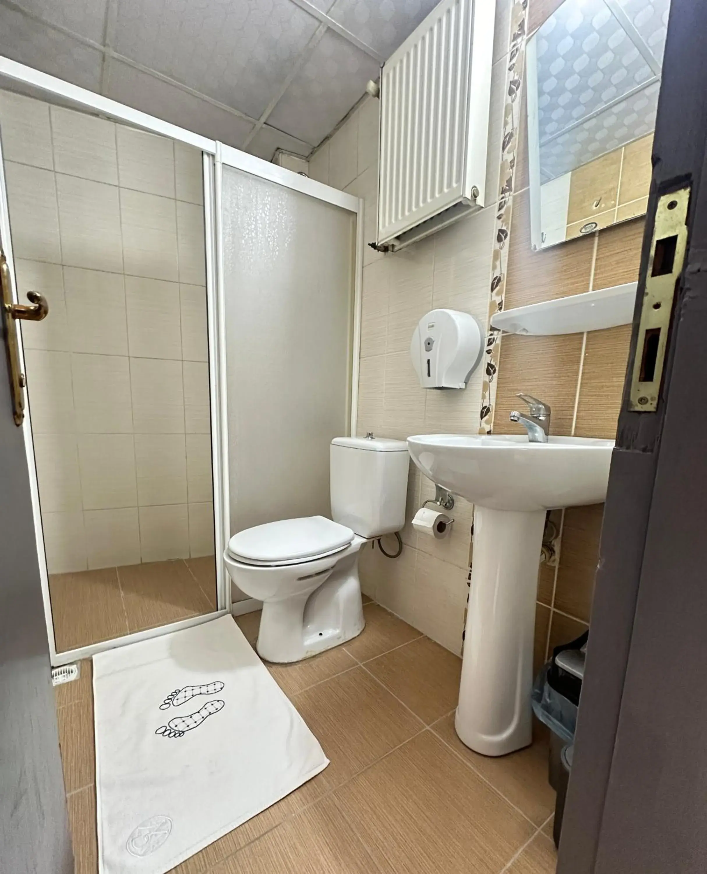 Twin Room in GLR OTEL Twin Room in GLR OTEL