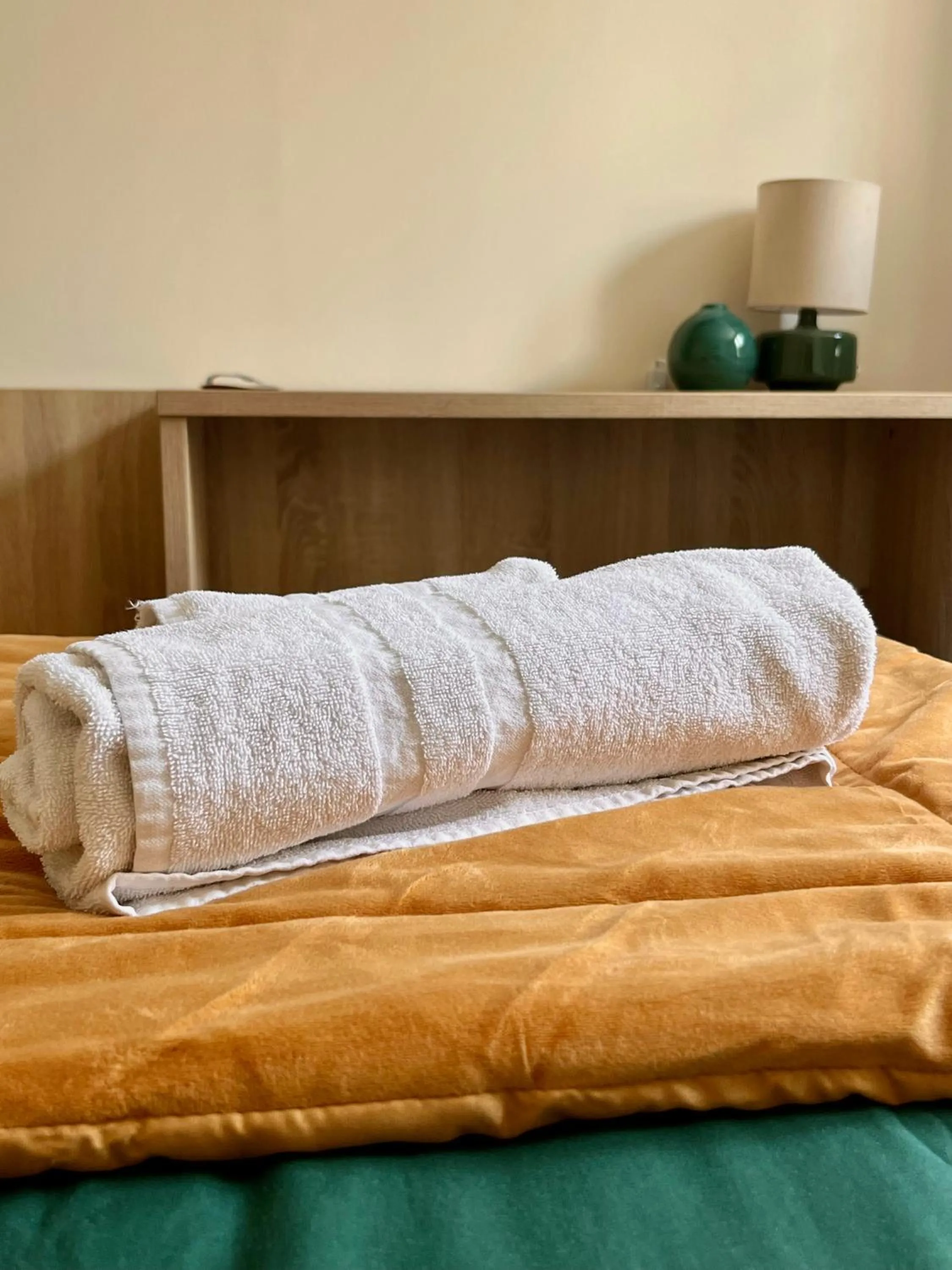 Bed in Armor Hotel