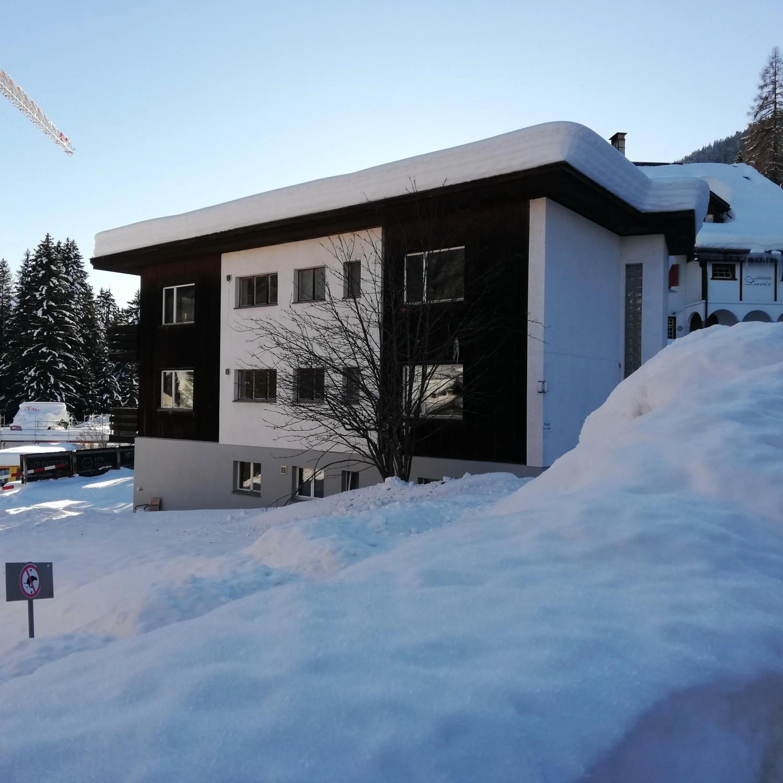 Property building in Chalet Alberti Davos Platz