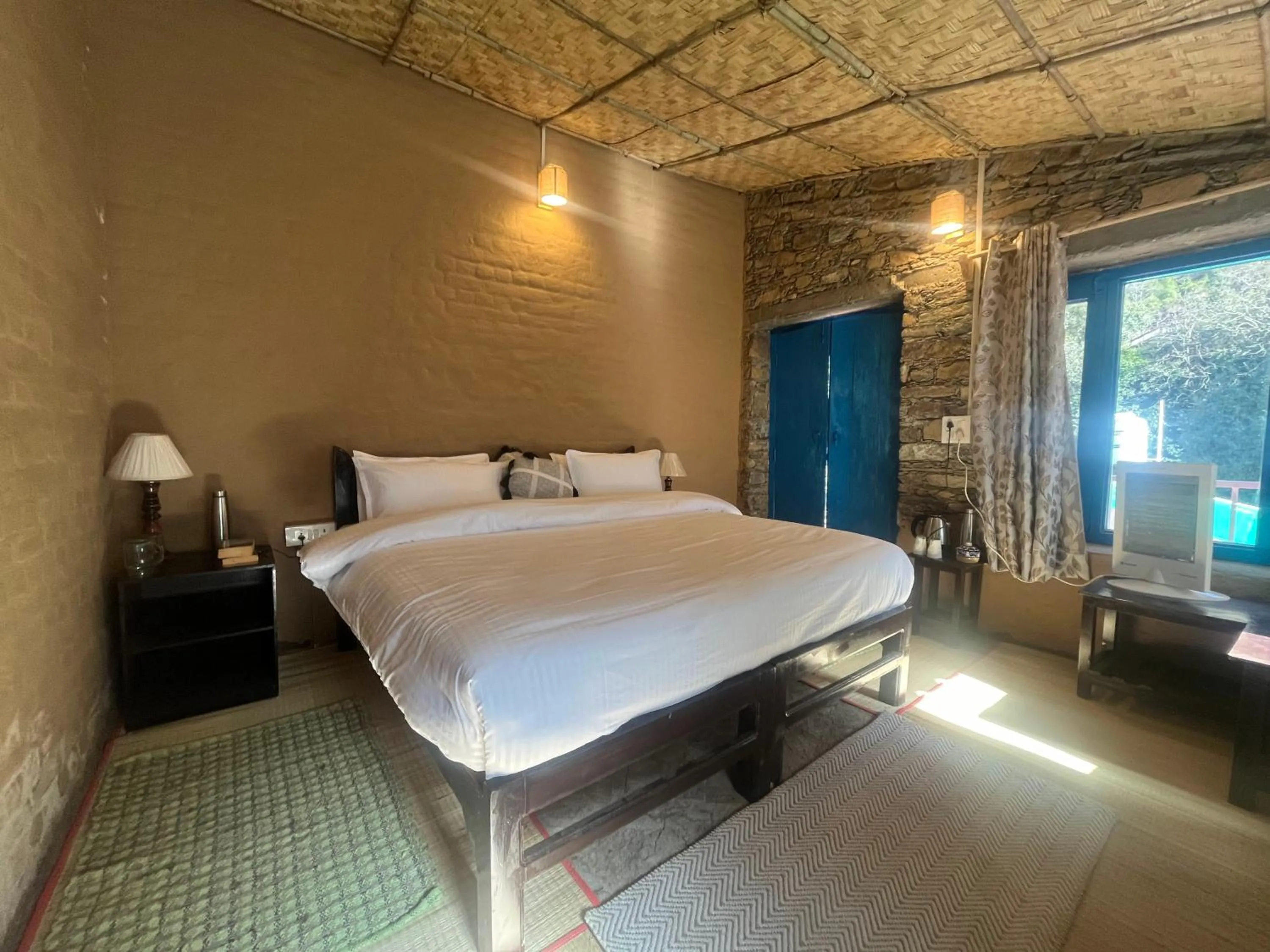 Bed in Burans Kot Heritage Home - Ramgarh