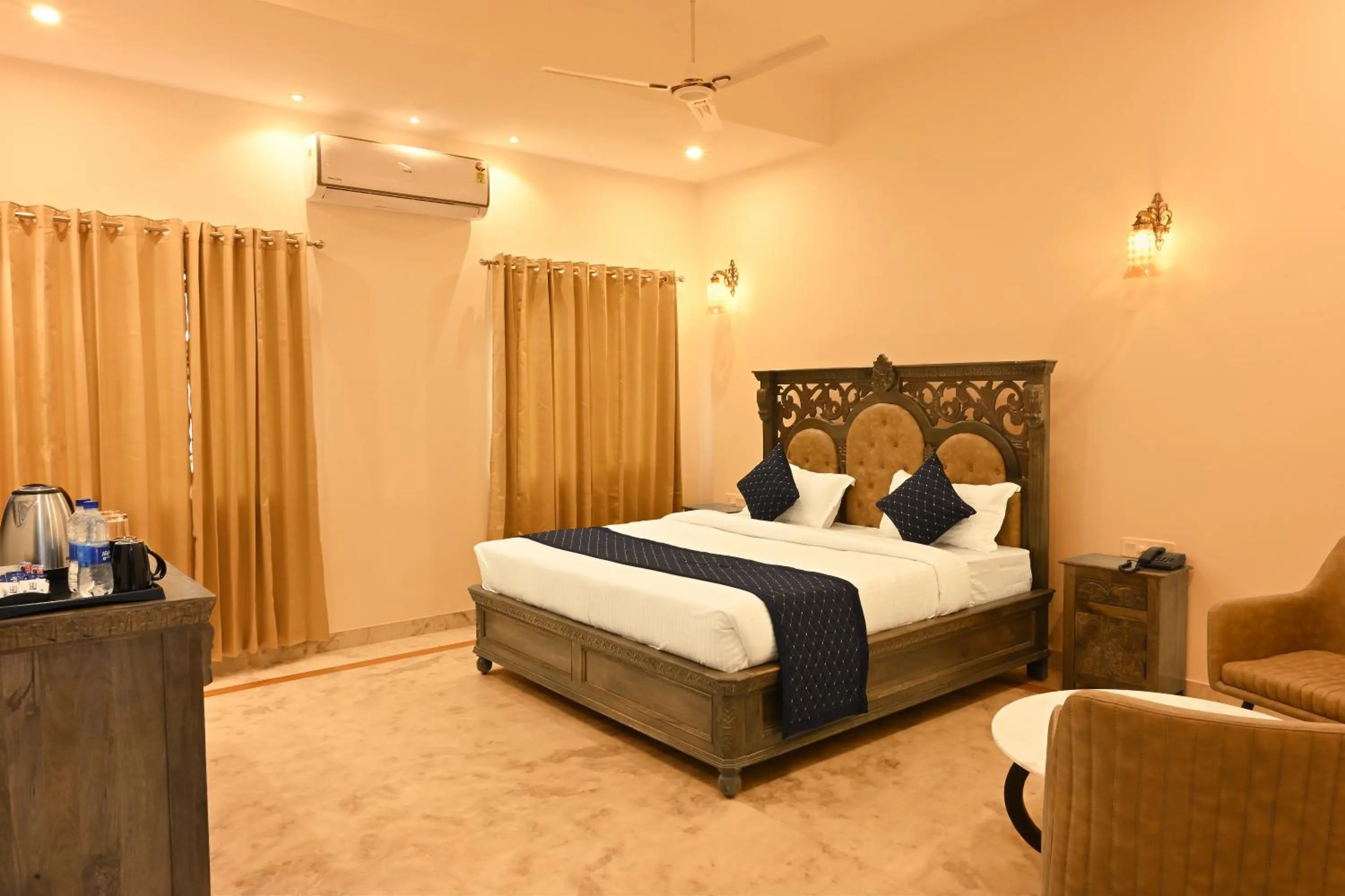 Bed in Hotel The Royal Courtyard