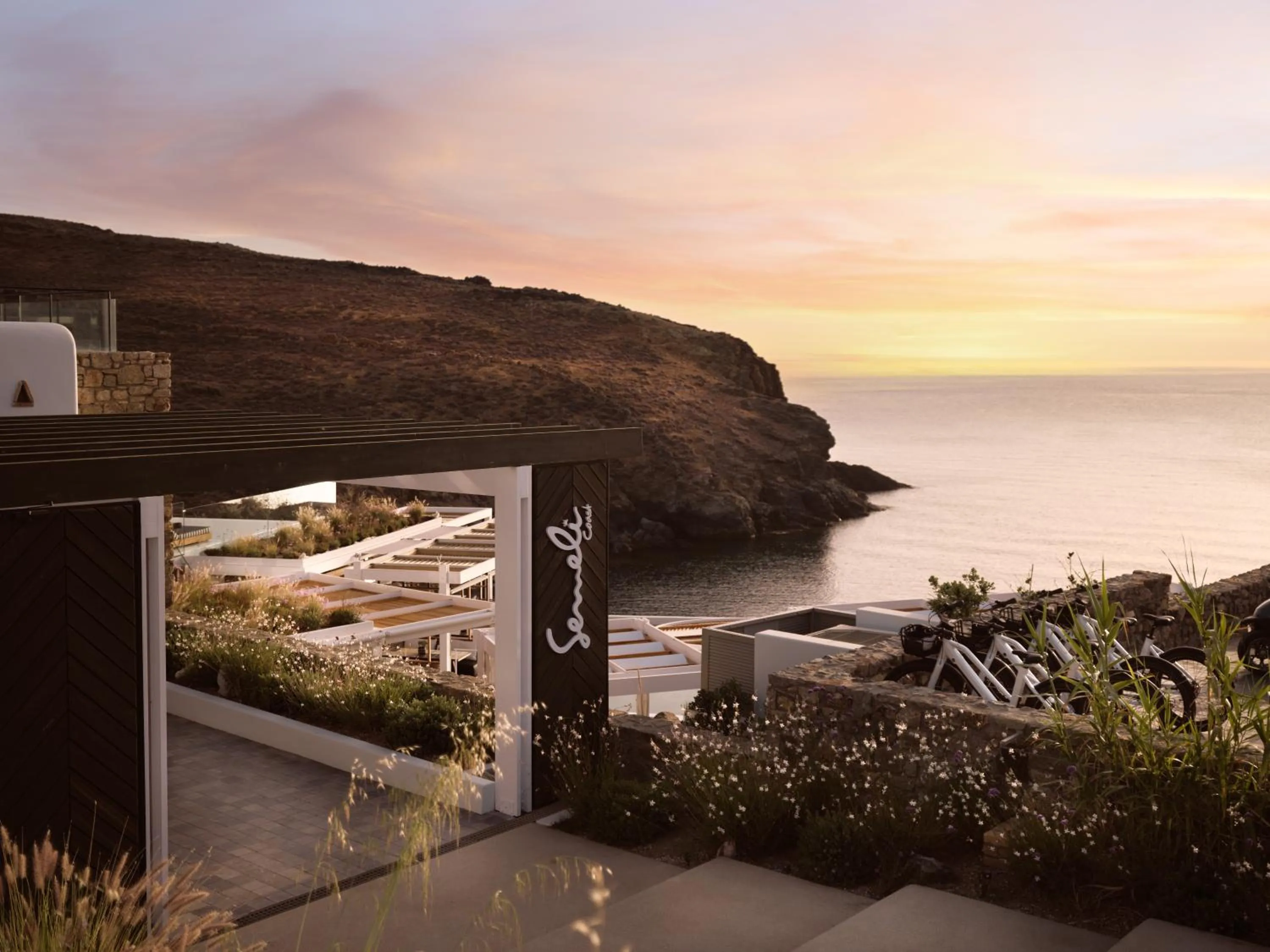 Facade/entrance in Semeli Coast Mykonos Curio Collection by Hilton