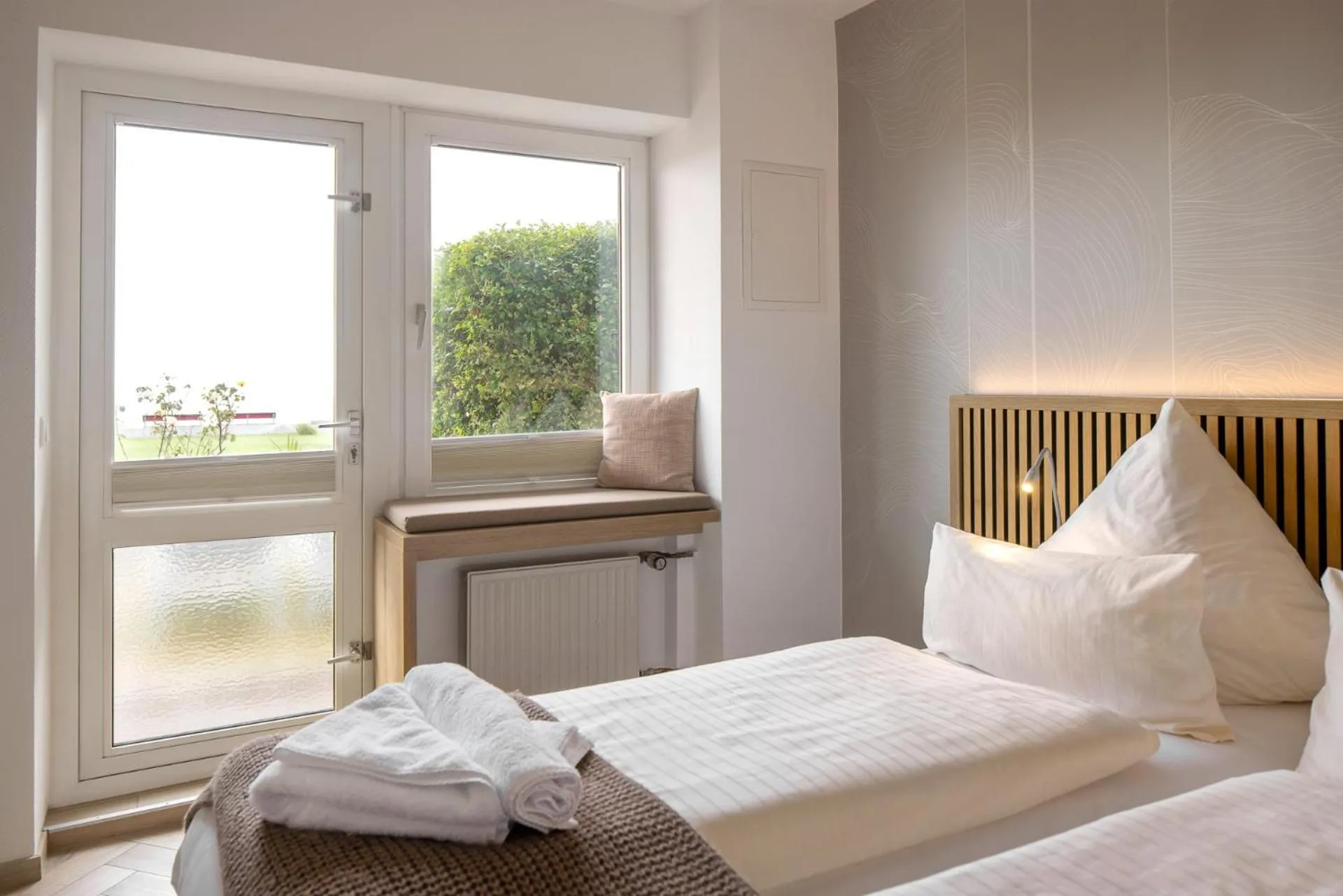 Photo of the whole room, Bed in Hotel Klippenklang