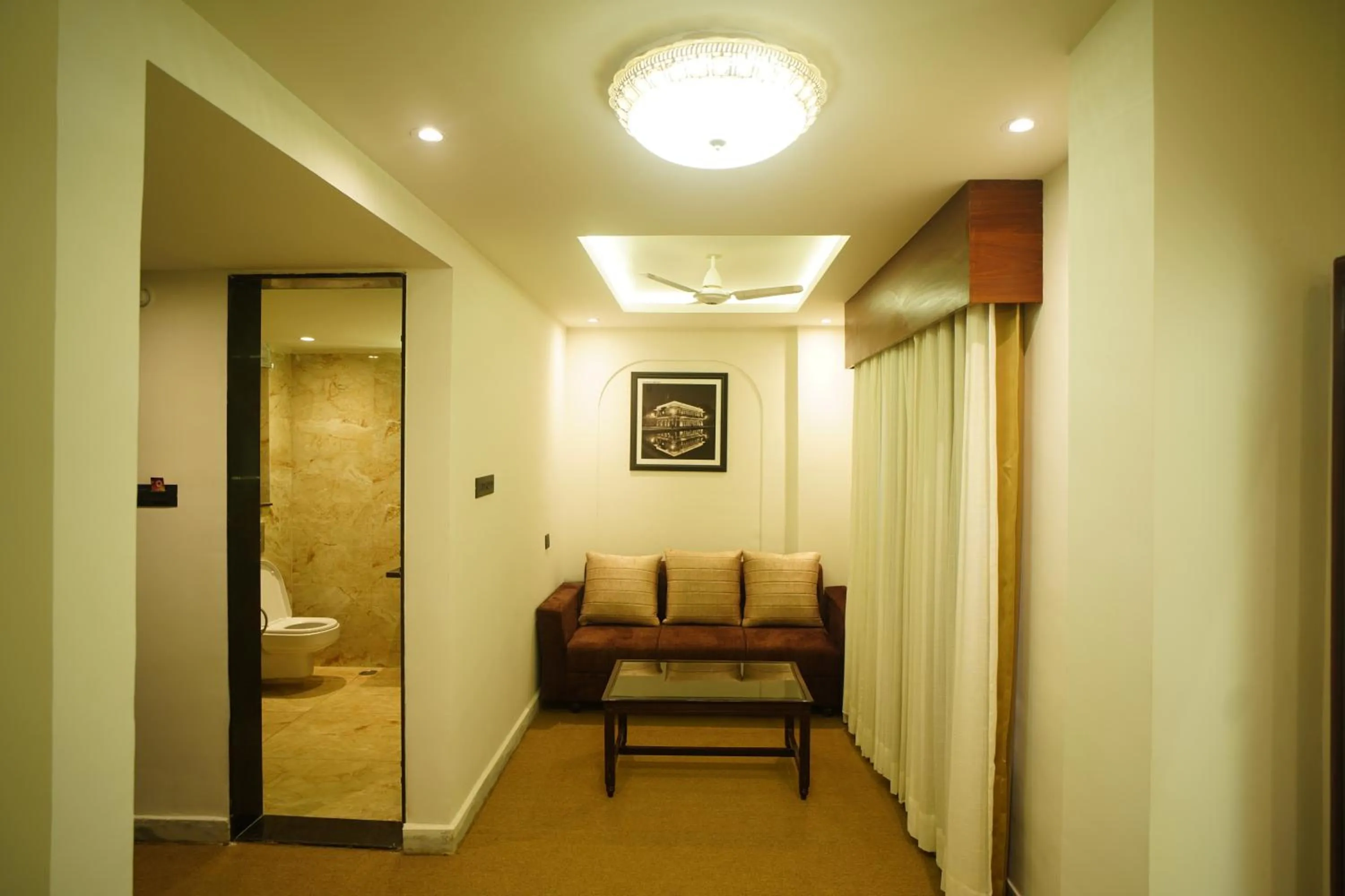 Living room in HOTEL PRAHLAD INN