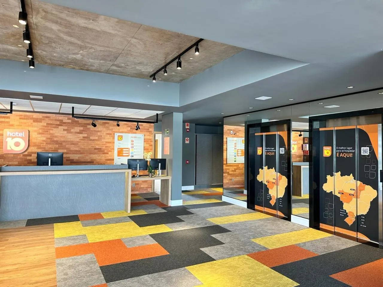 Lobby or reception in Hotel 10 Sorriso