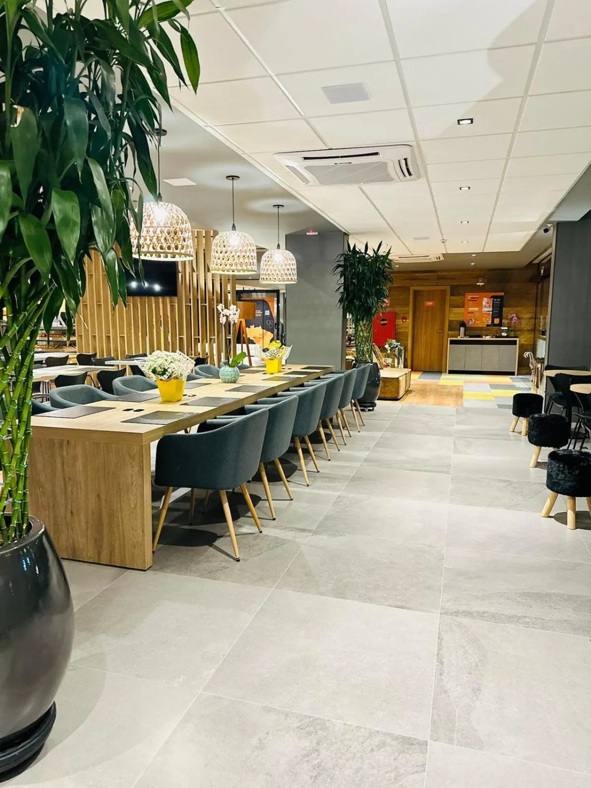 Restaurant/places to eat in Hotel 10 Sorriso