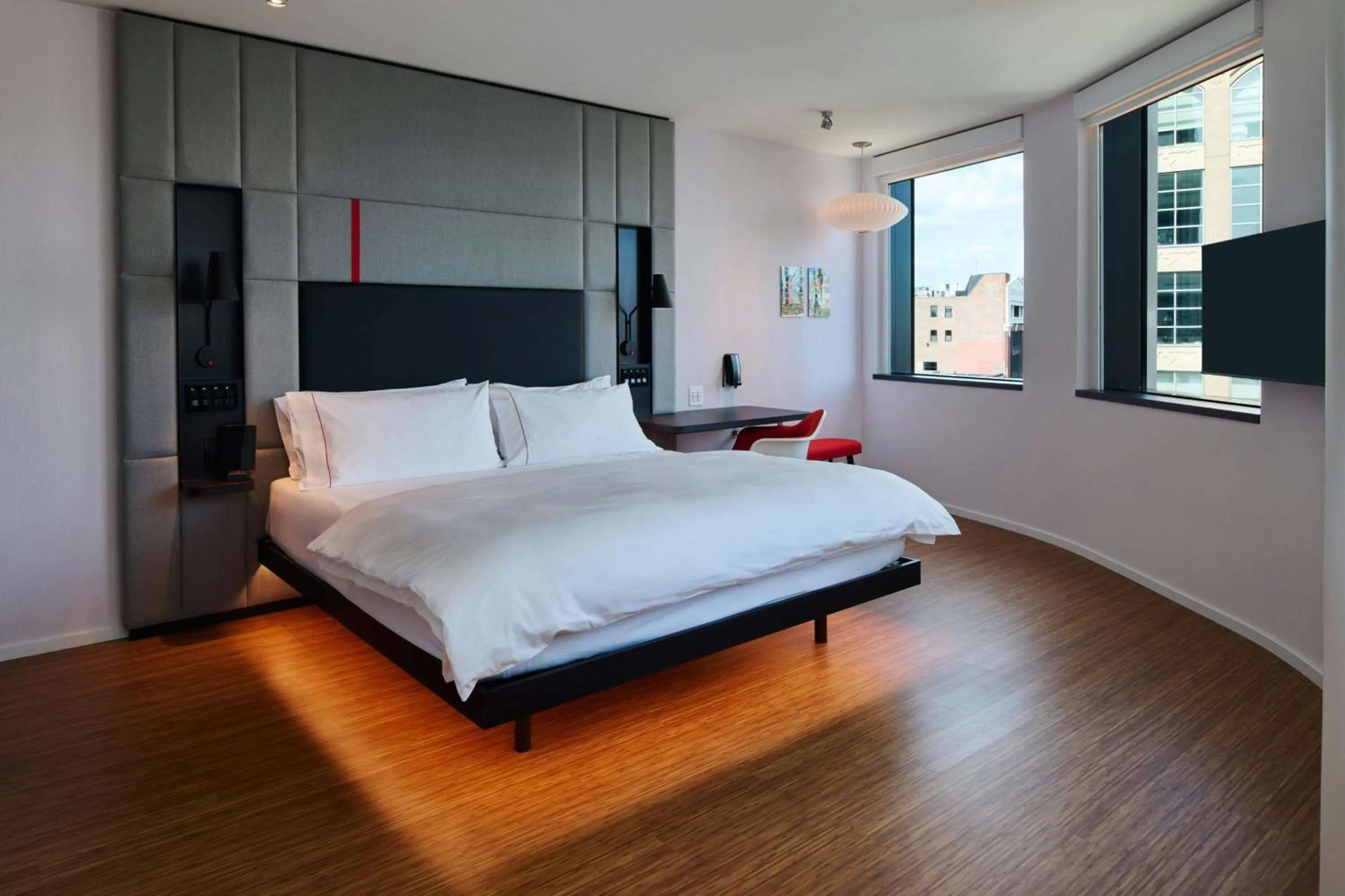 Bedroom, Bed in citizenM Boston Back Bay