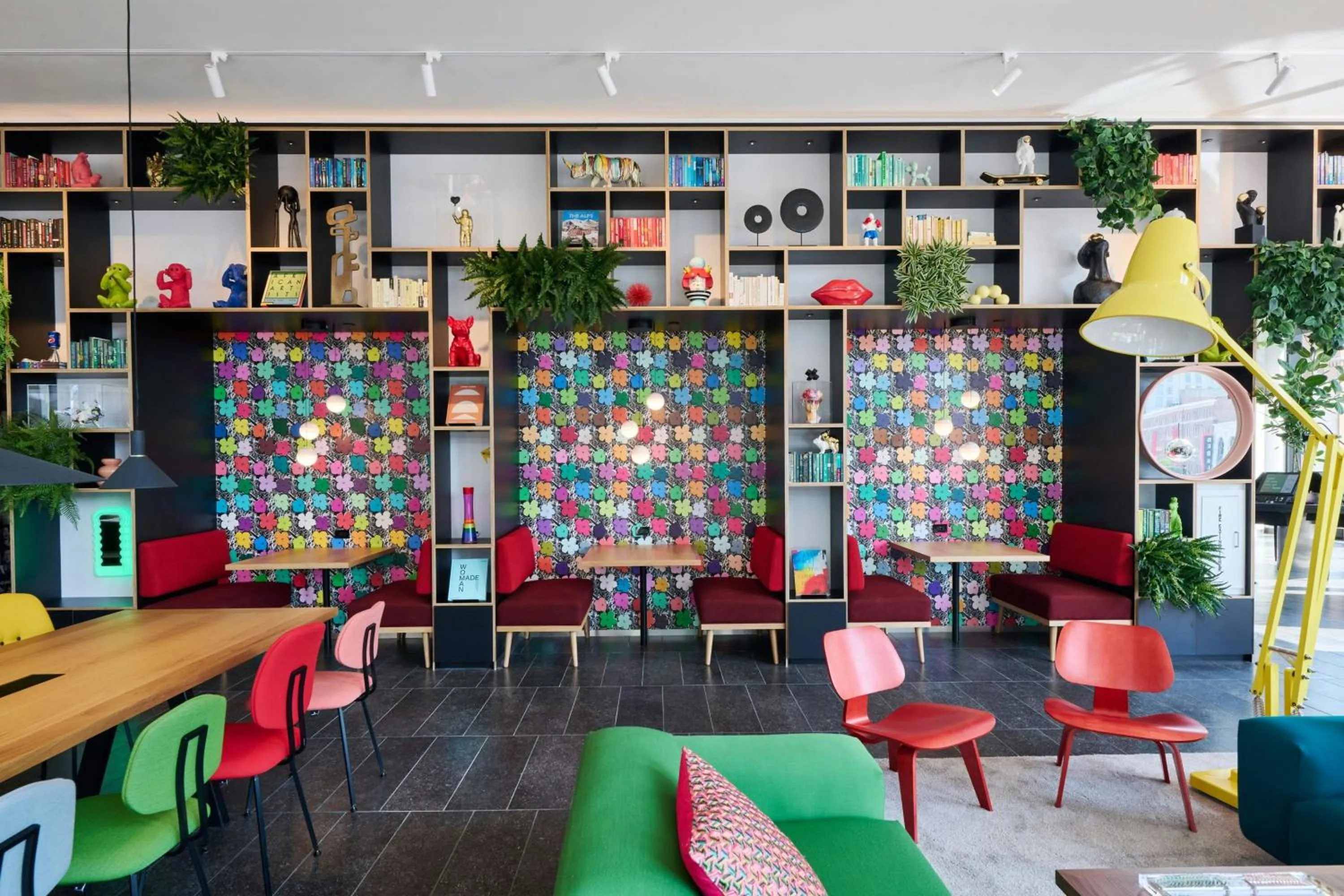 Lobby or reception in citizenM Boston Back Bay