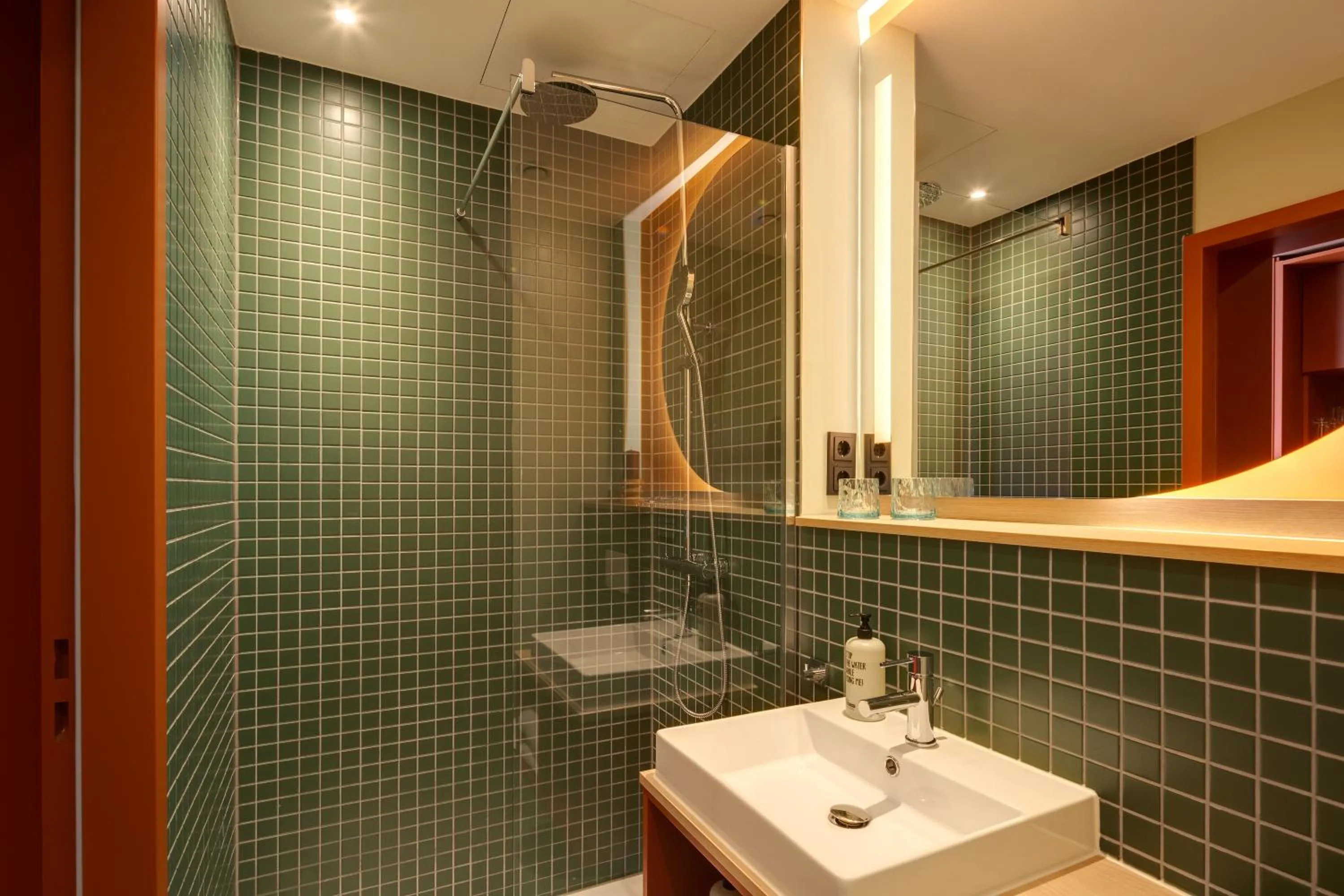 Shower in DEIN APART München