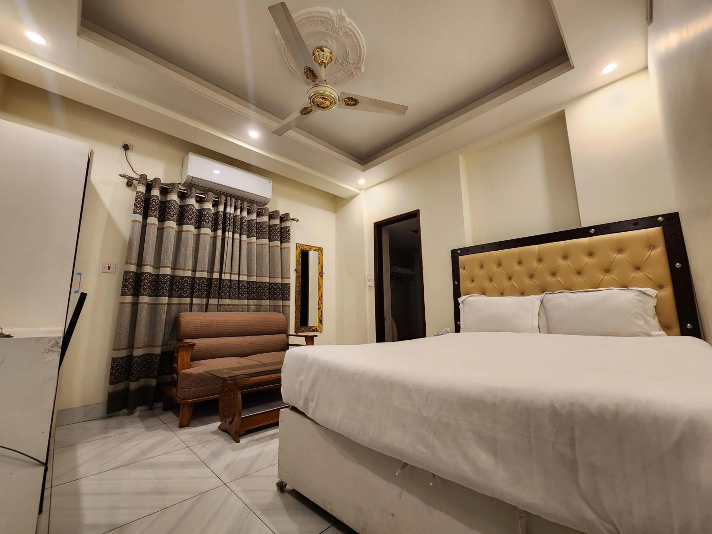 Bed in Hotel White Stone