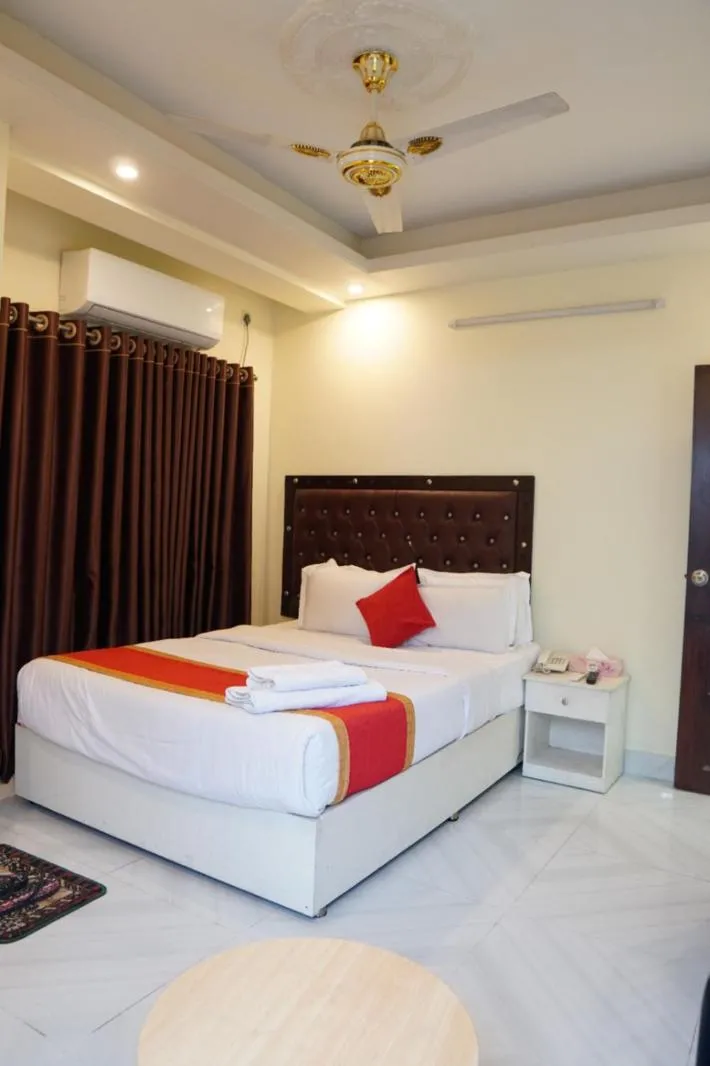 Bed in Hotel White Stone