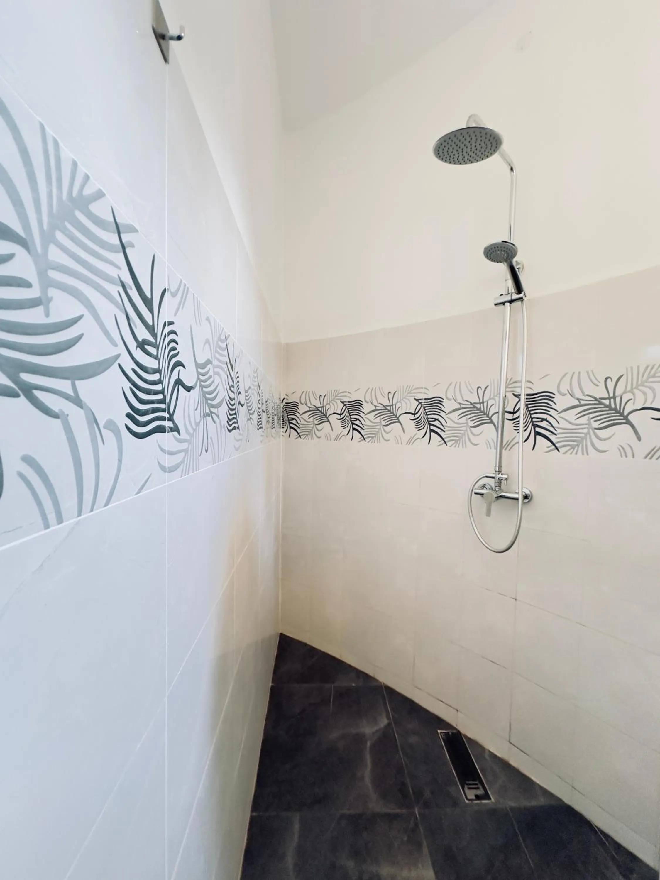 Shower in Olzadia Boutique Hotel