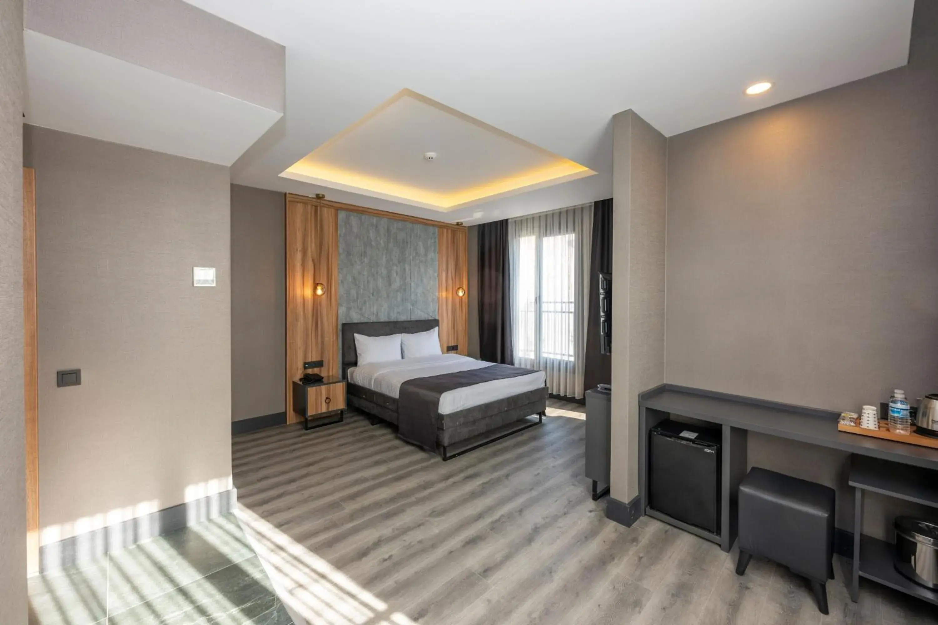 Double Room with Balcony in The Nirvanas Hotel Double Room with Balcony in The Nirvanas Hotel