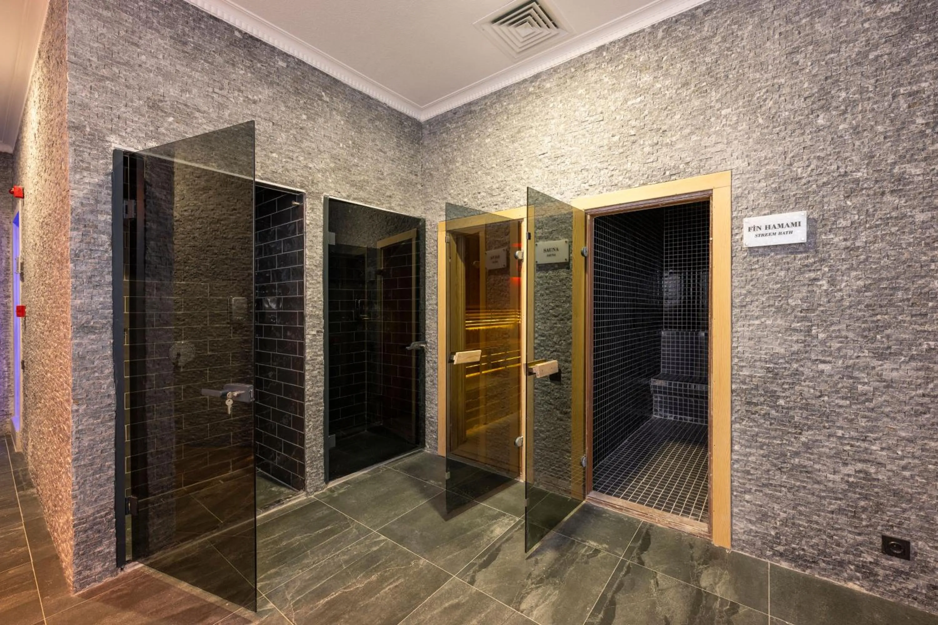 Sauna in The Nirvanas Hotel