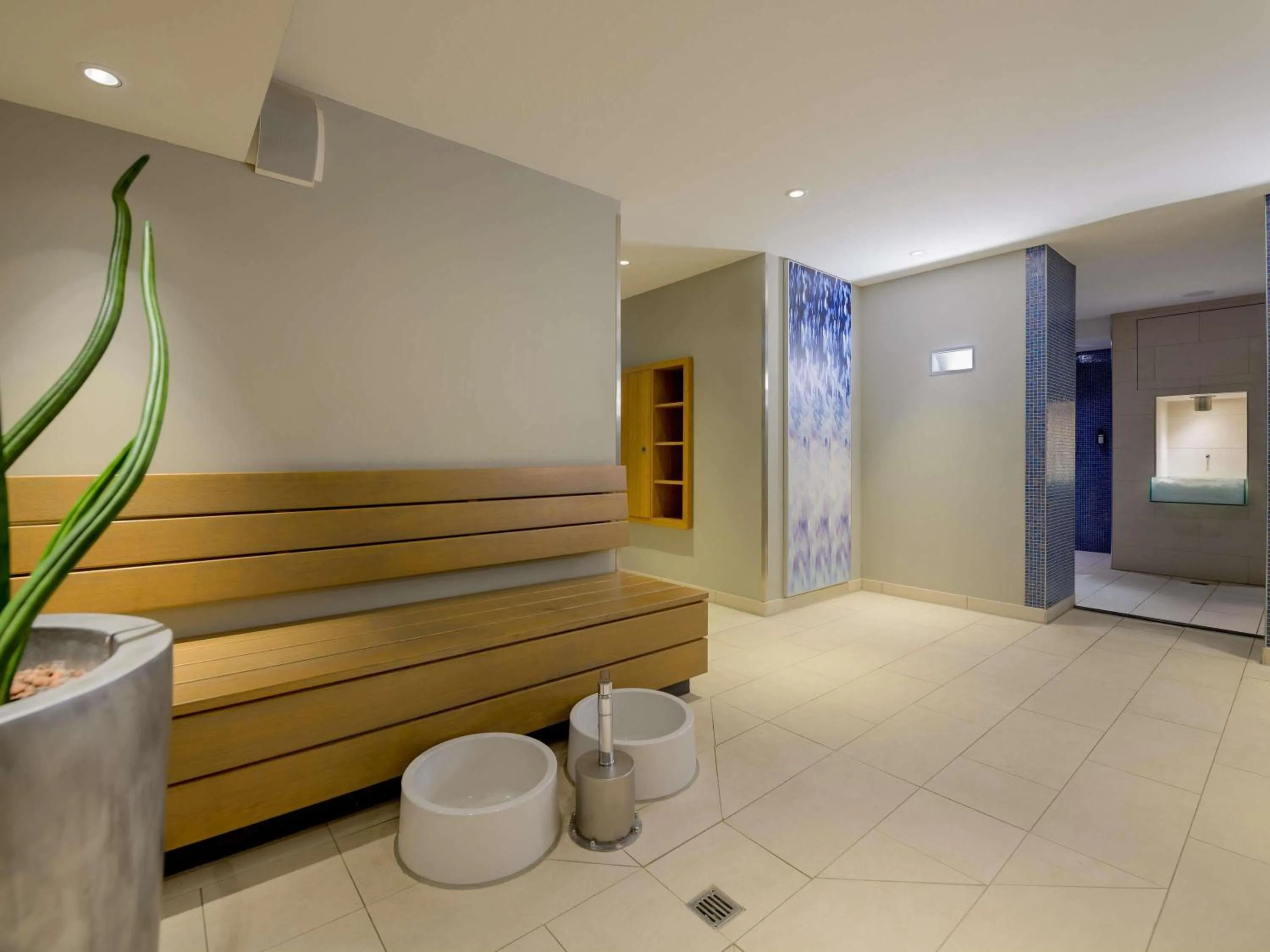 Spa and wellness centre/facilities in Mövenpick Hotel Amsterdam City Centre