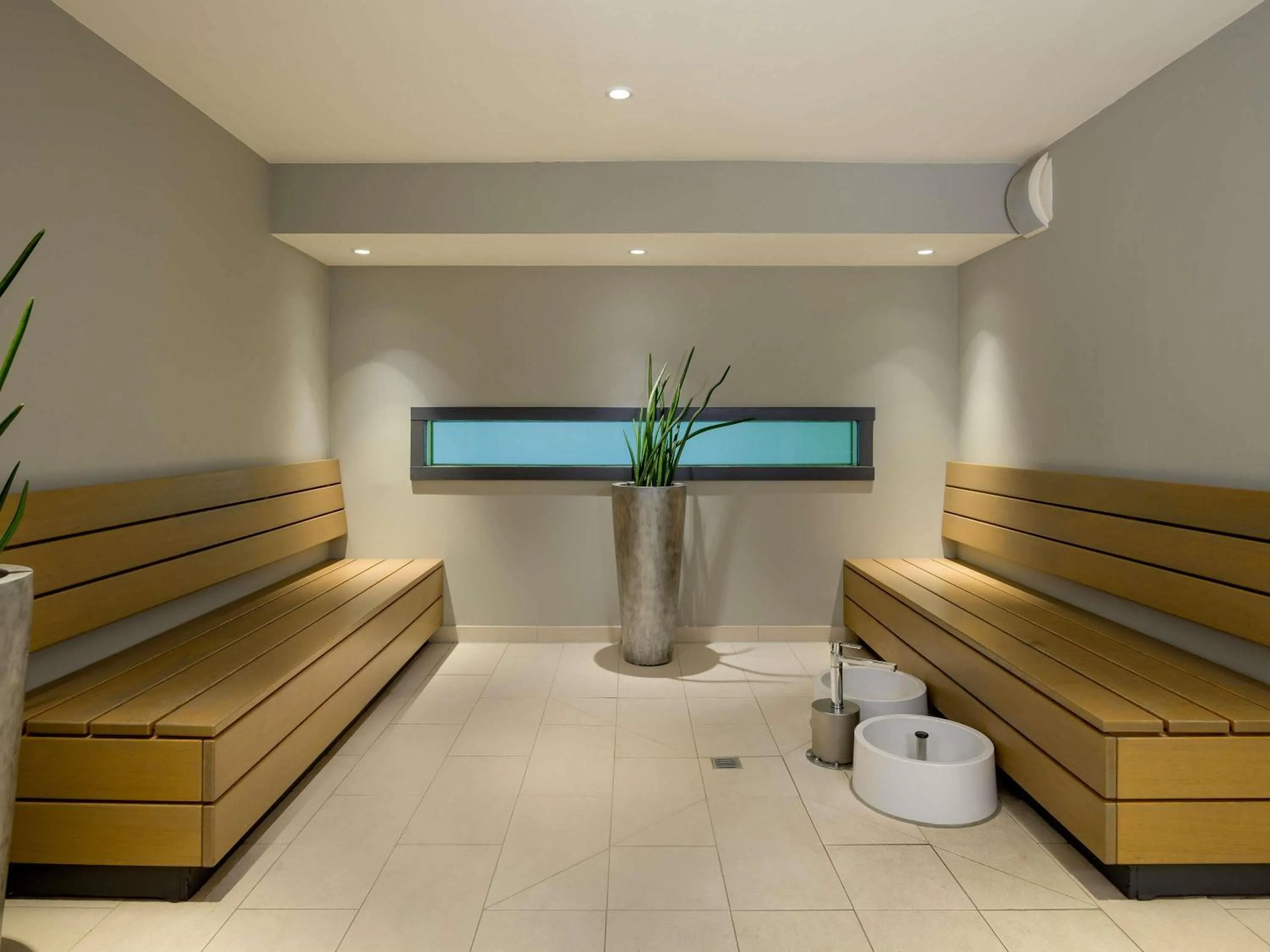 Spa and wellness centre/facilities in Mövenpick Hotel Amsterdam City Centre