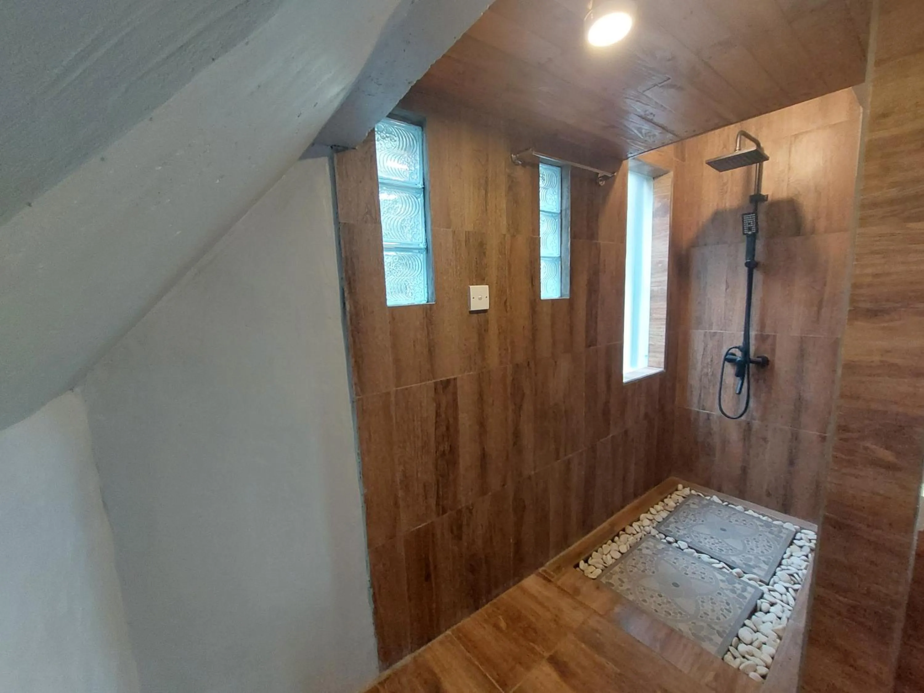 Shower in Prema Shiva Suites and Villas by EPS