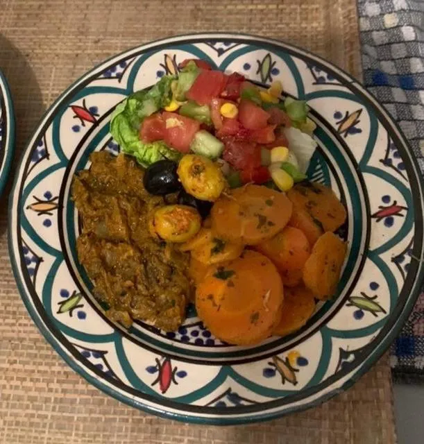 Restaurant/places to eat in Riad Amalia